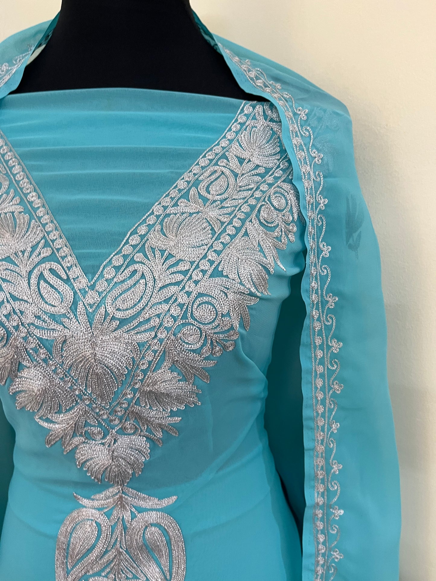 Sky blue Georgette 3pc Kashmiri Tilla Suit