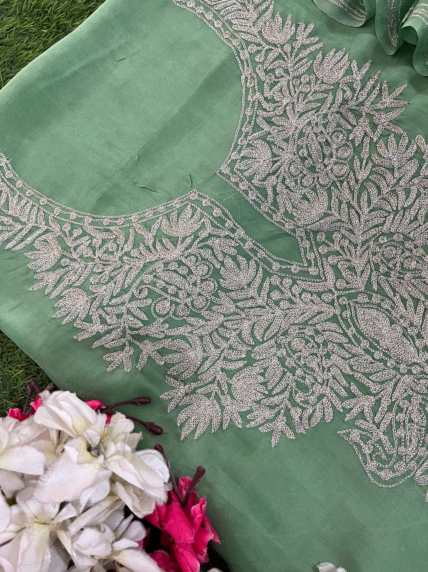 Pastel Green Silk Tilla Kashmiri Suit