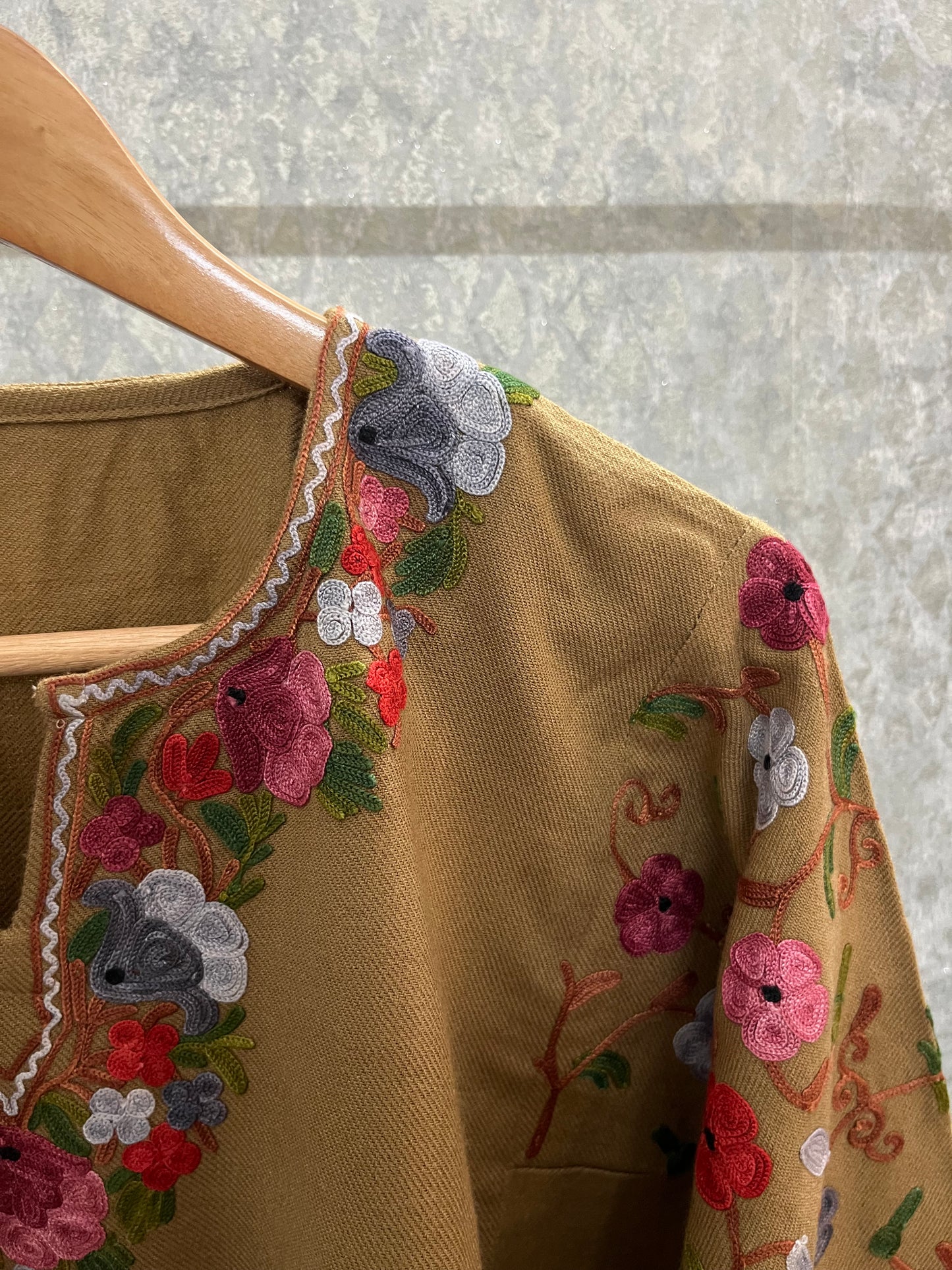 Beige Aari Embroidered Wool Pheran