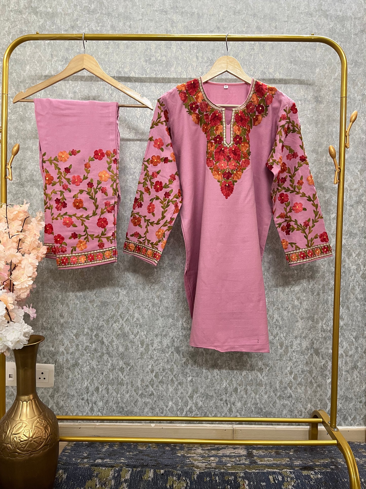 Soft Pink Woollen Kashmiri Co-Ord Set ( Size 42 )