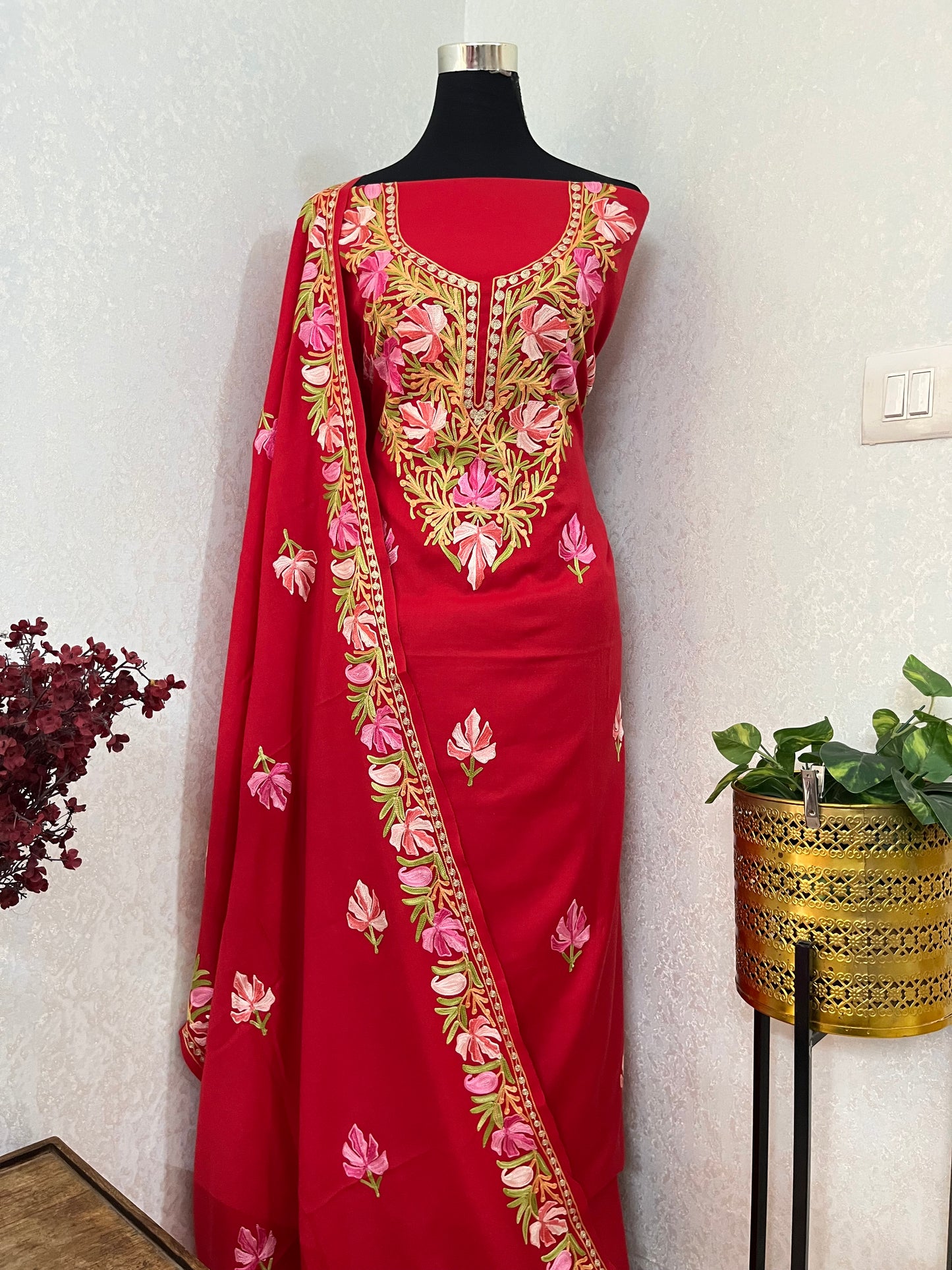 Red Pure Wool Aari Embroidered 3pc Suit Stole