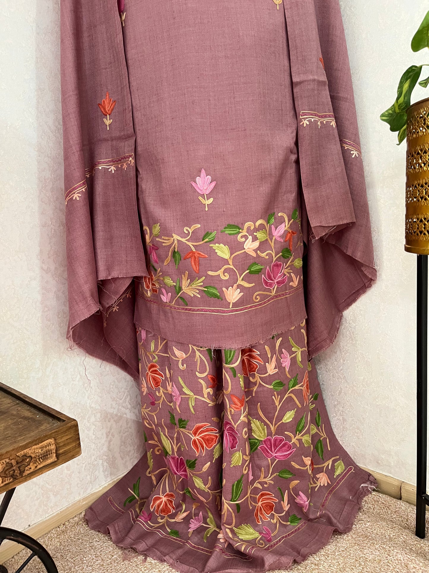 Onion Pink Fine Wool Kashmiri Suit