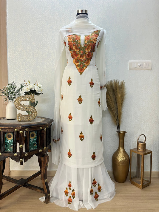 Off White Georgette 3 Pc Kashmiri Suit