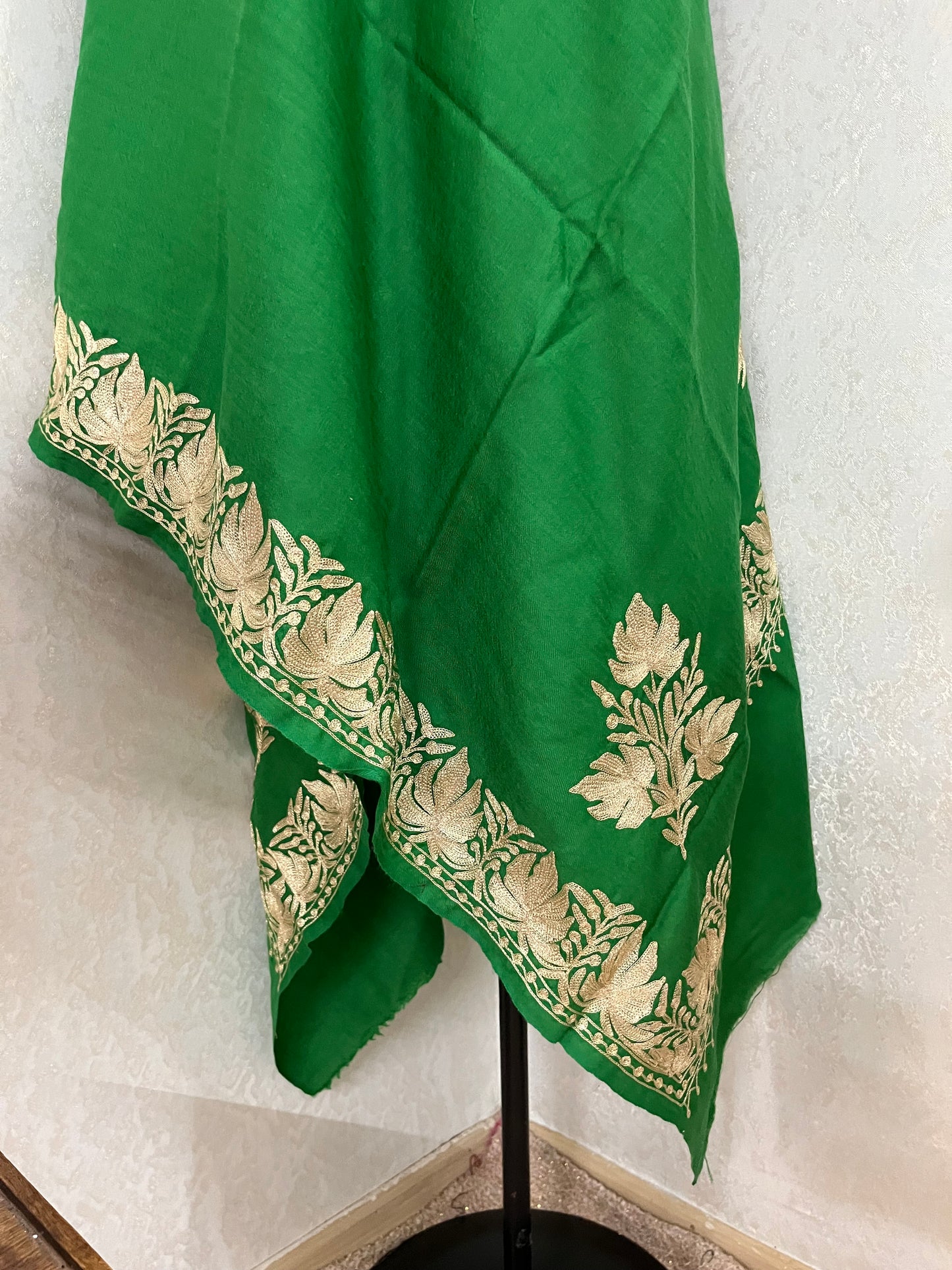 Green Semi Pashmina Tilla Embroidered stole