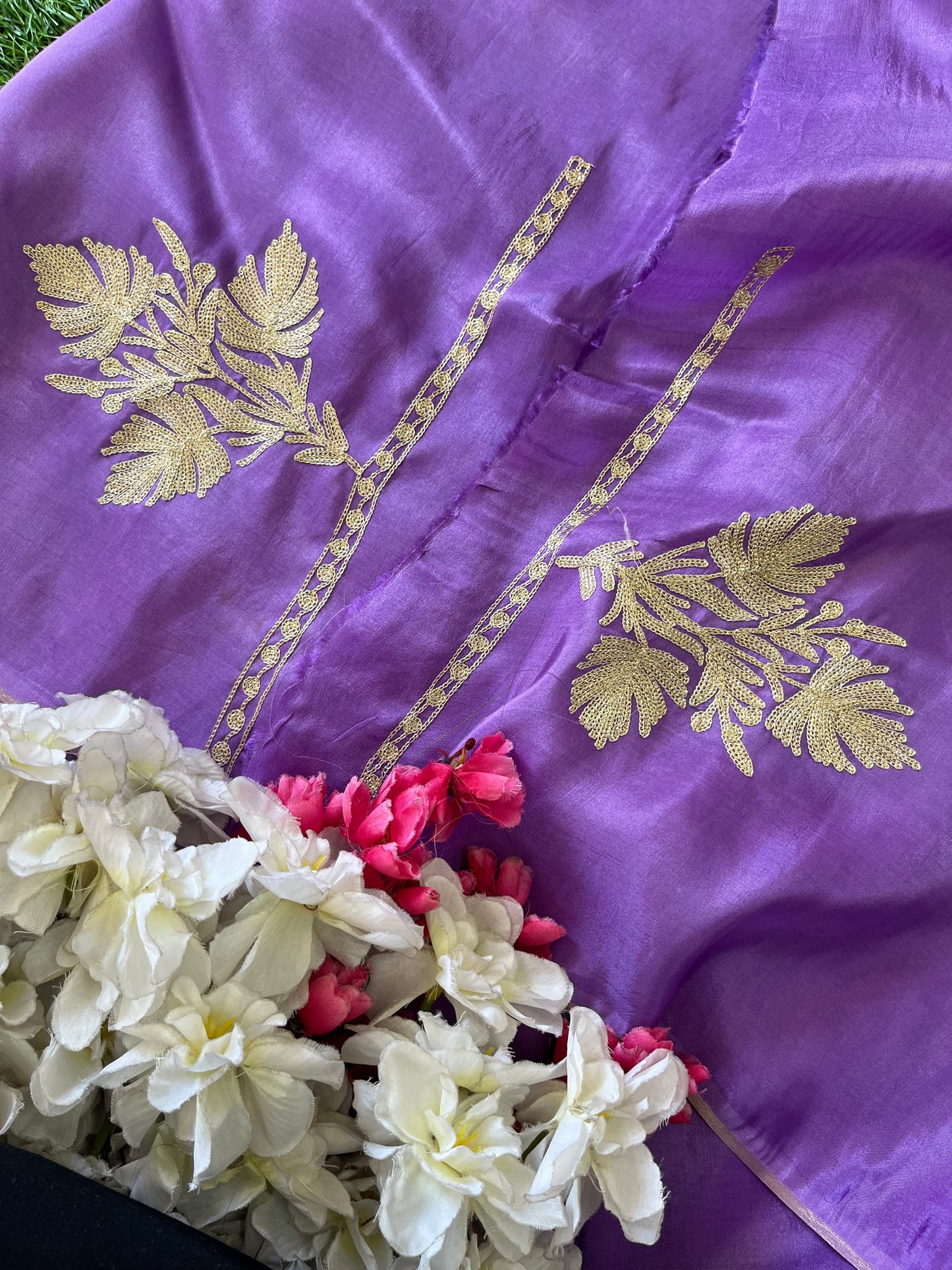 ‘Sanam’ Silk Tilla Kashmiri Suit