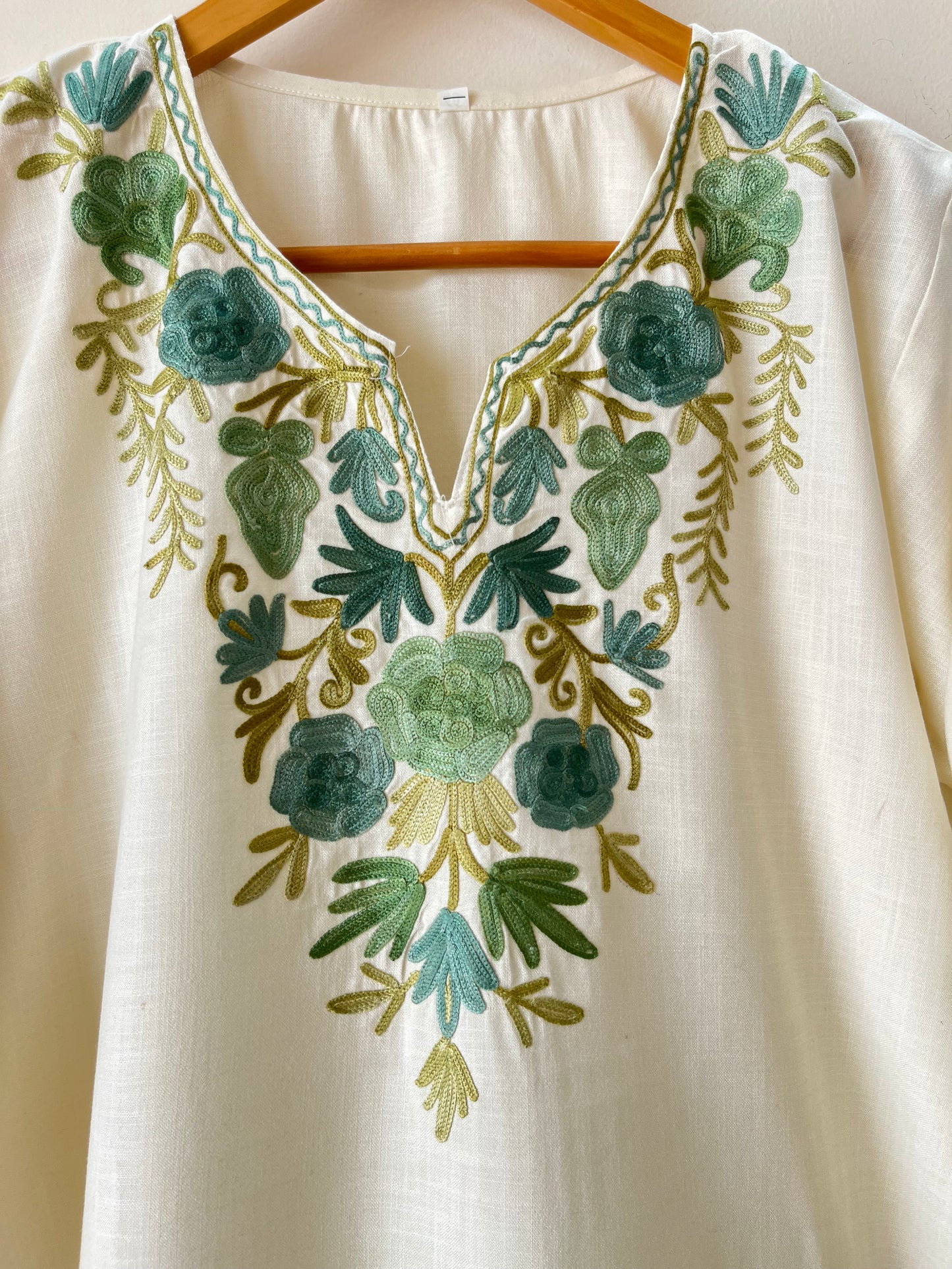 Cream Cotton Aari Work Kurta