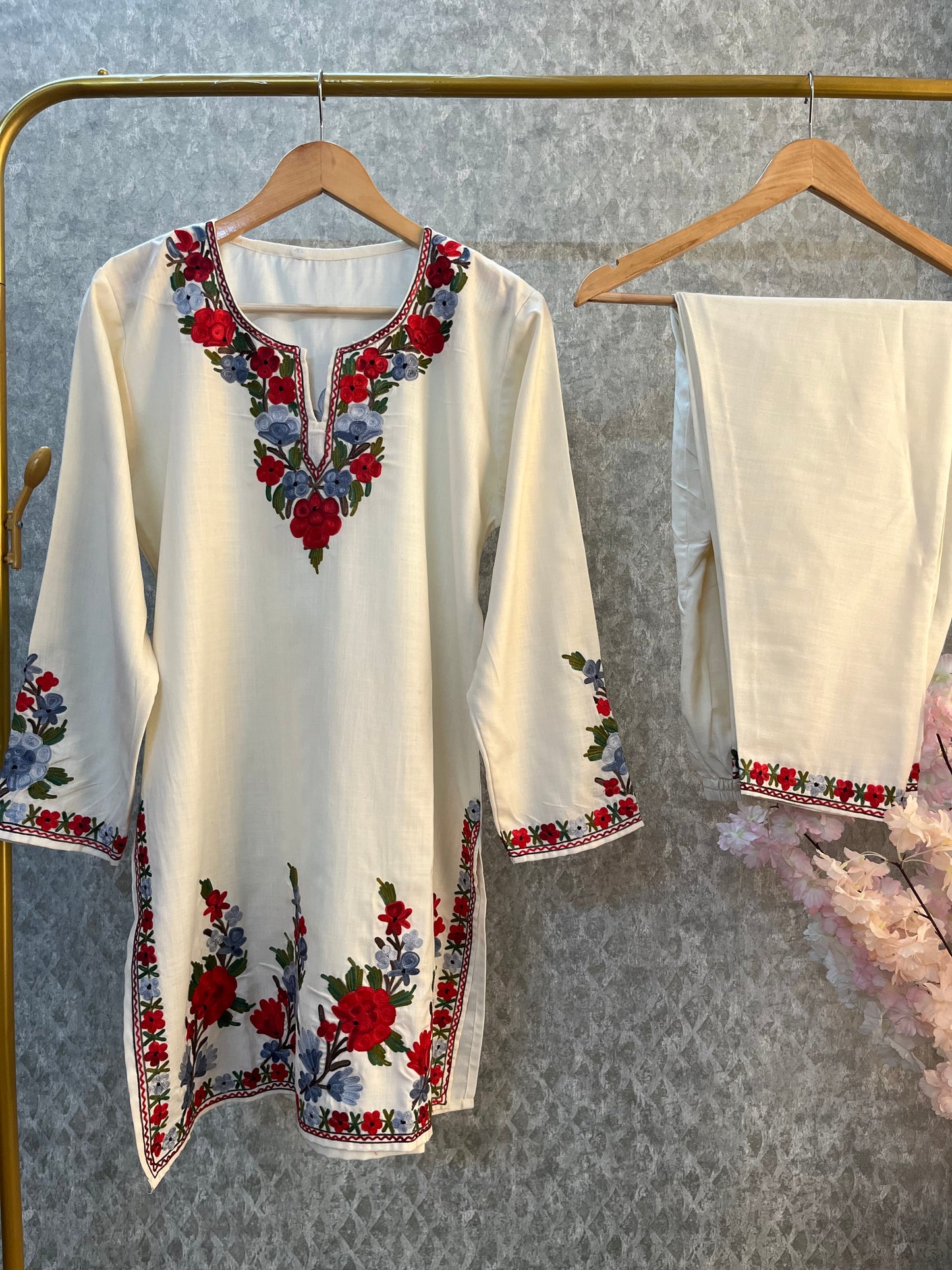 Off White Cotton Stitched Co-ord Set (40)