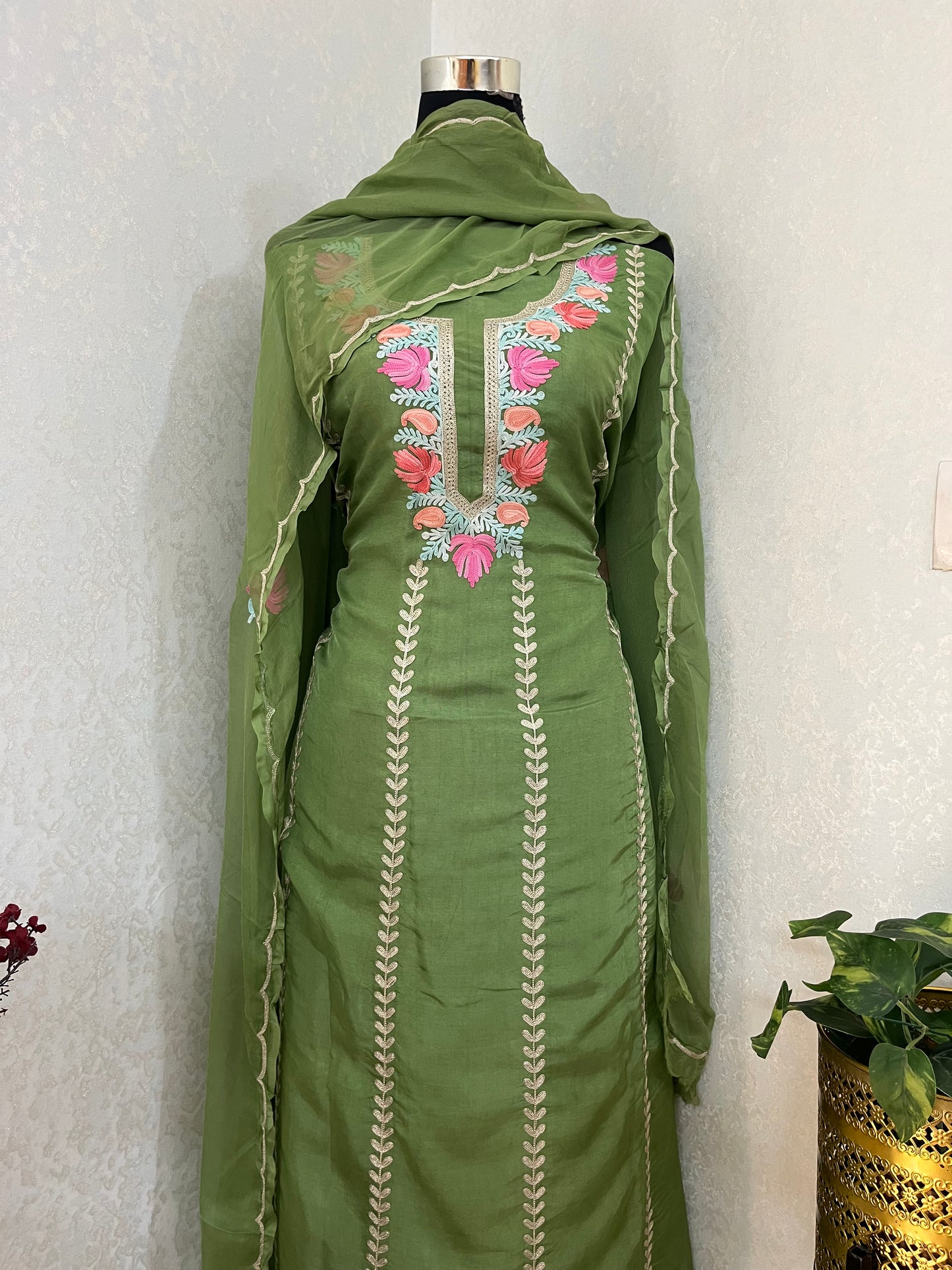 Sanam’ Silk Aari Embroidered Suit material