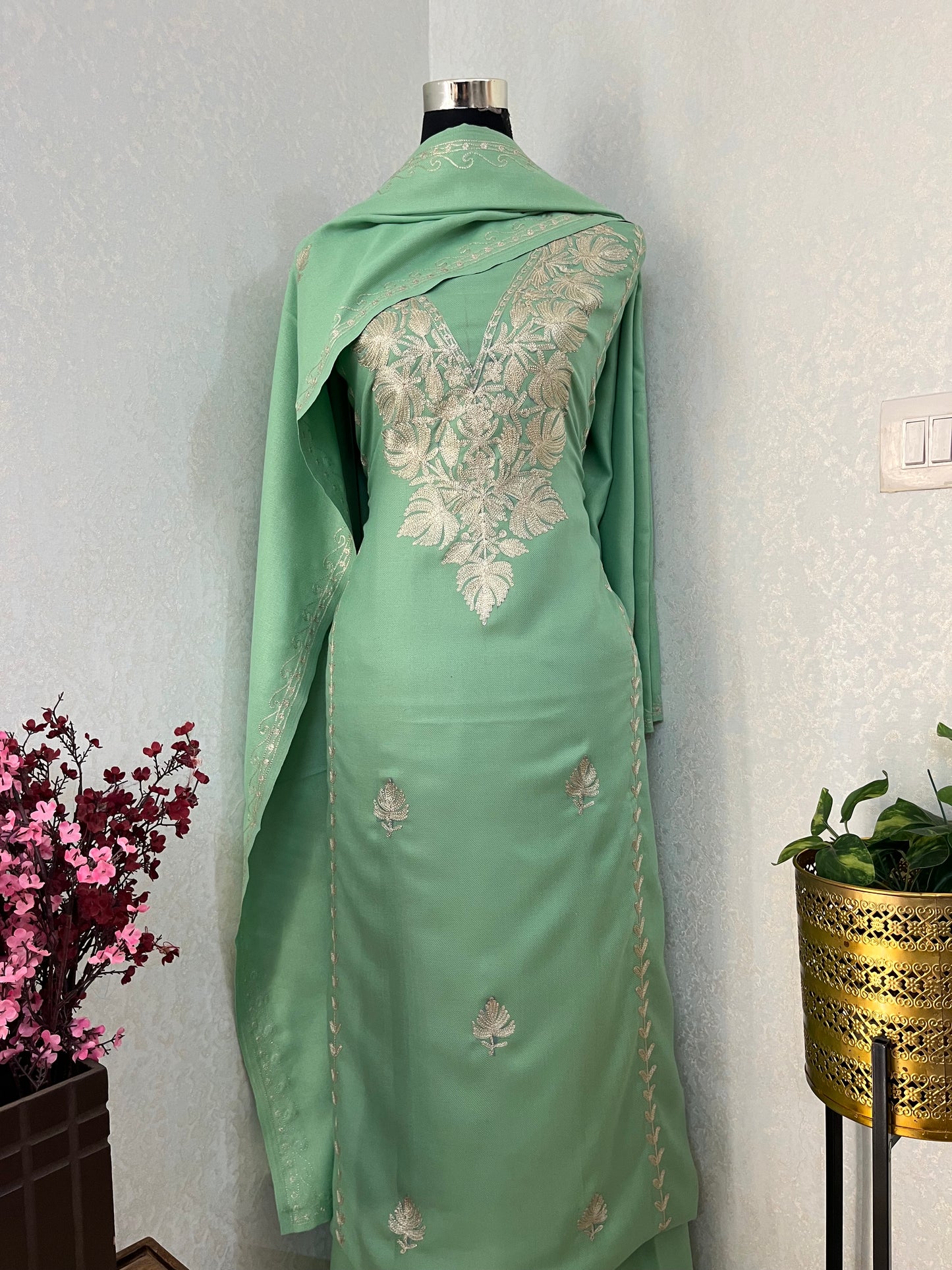 Pastel Green Tilla Embroidered 3pc Suit Stole