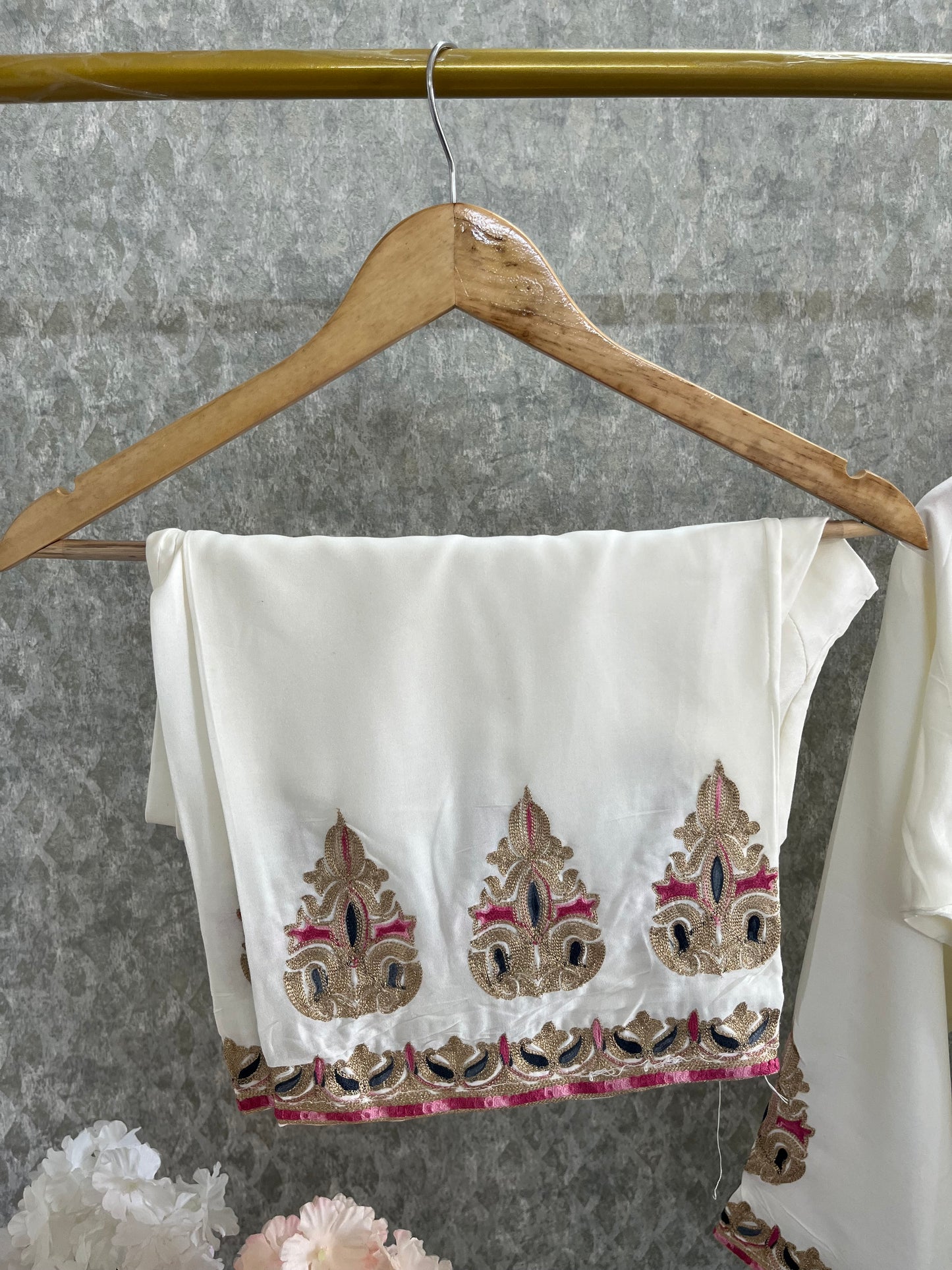 Off White Cotton Stitched Co-ord Set(42) Length 37
