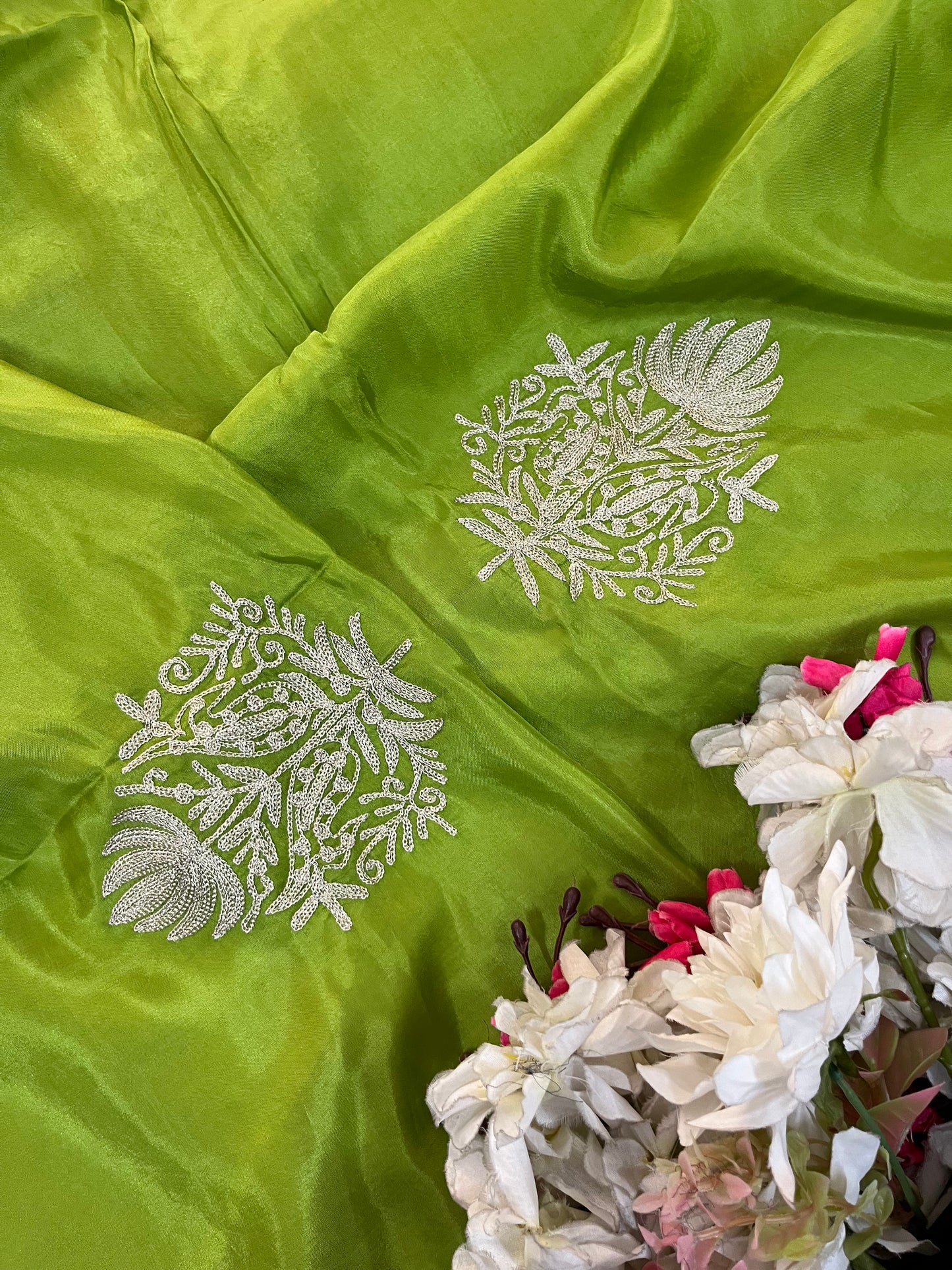 Lawn Green Silk Tilla Kashmiri Suit