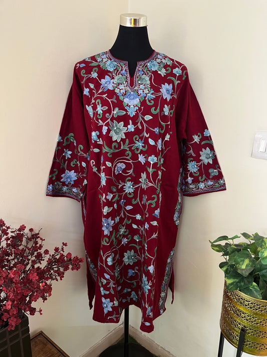 Maroon Aari Embroidered Wool Pheran