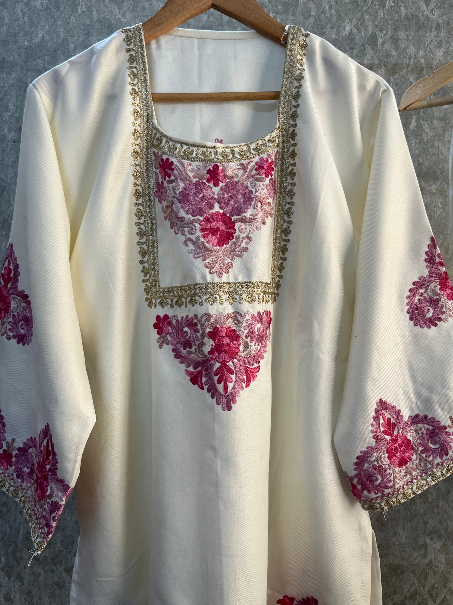 Off White Woollen Kashmiri Co-Ord Set ( Size 40)