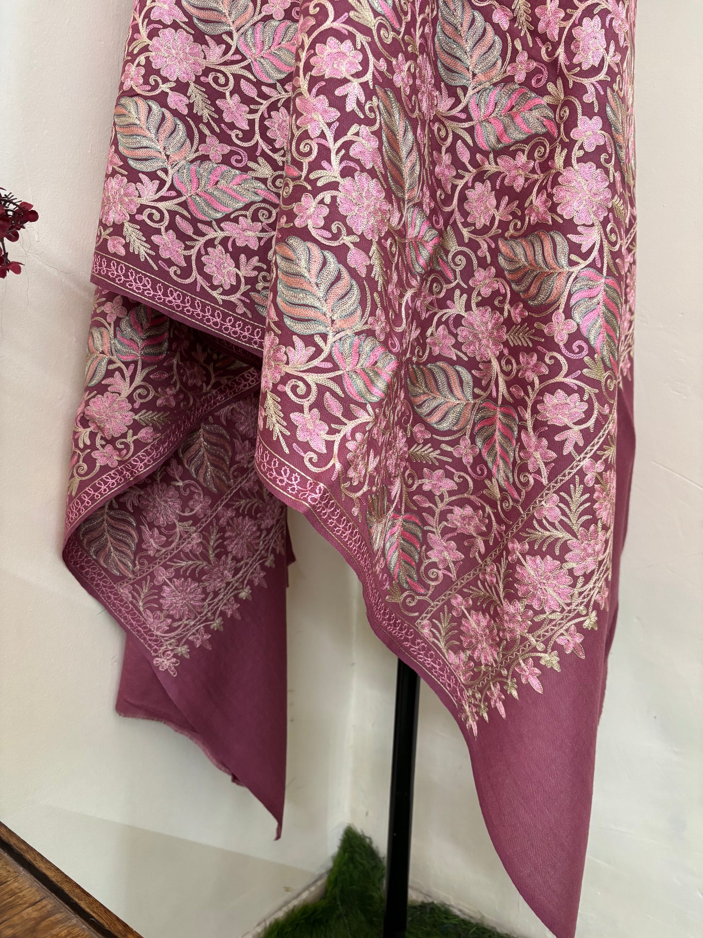 Onion Pink Chinaar Baag Kashmiri Stole