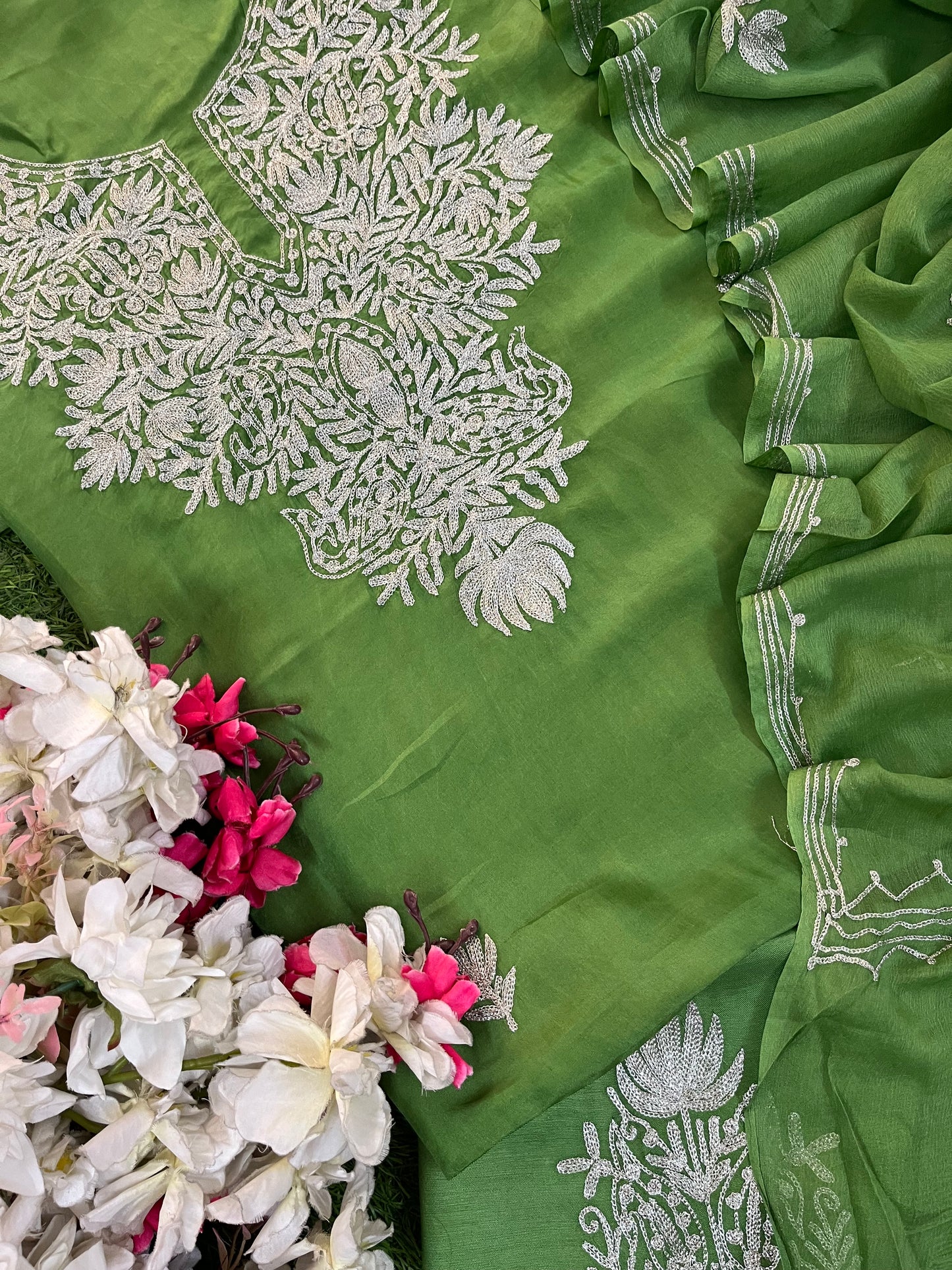 Lawn Green Silk Tilla Kashmiri Suit