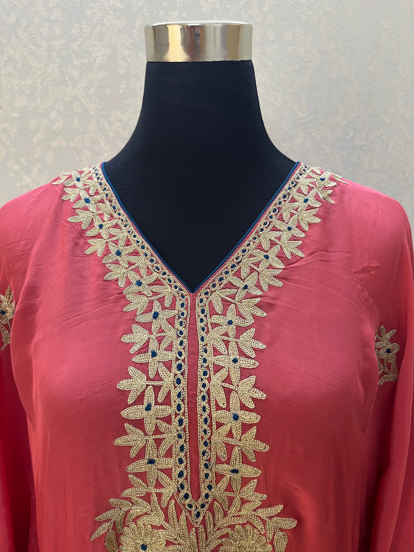 Pink Crape Kashmiri Kaftan Set size (44)