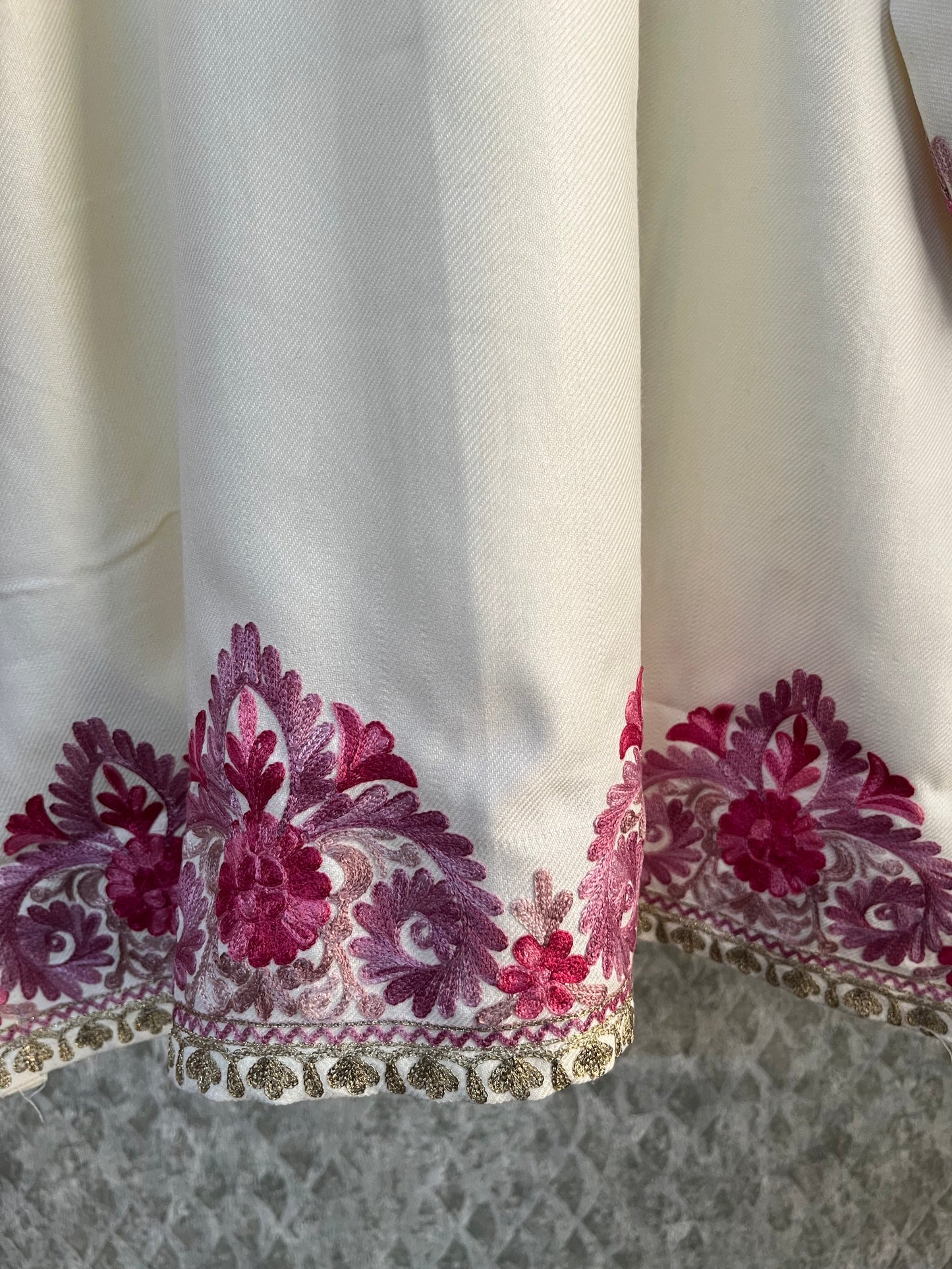 Off White Woollen Kashmiri Co-Ord Set ( Size 40)