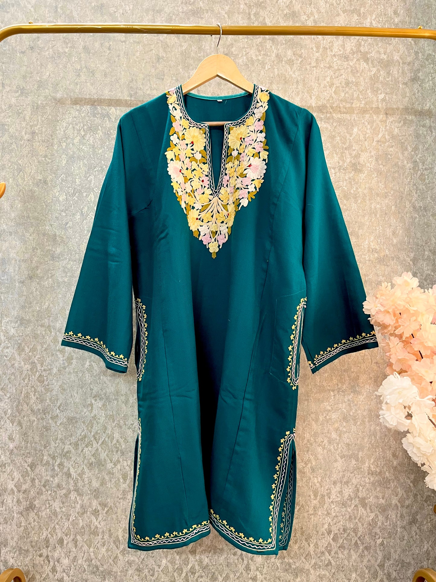 Green Aari Embroidered Wool Pheran