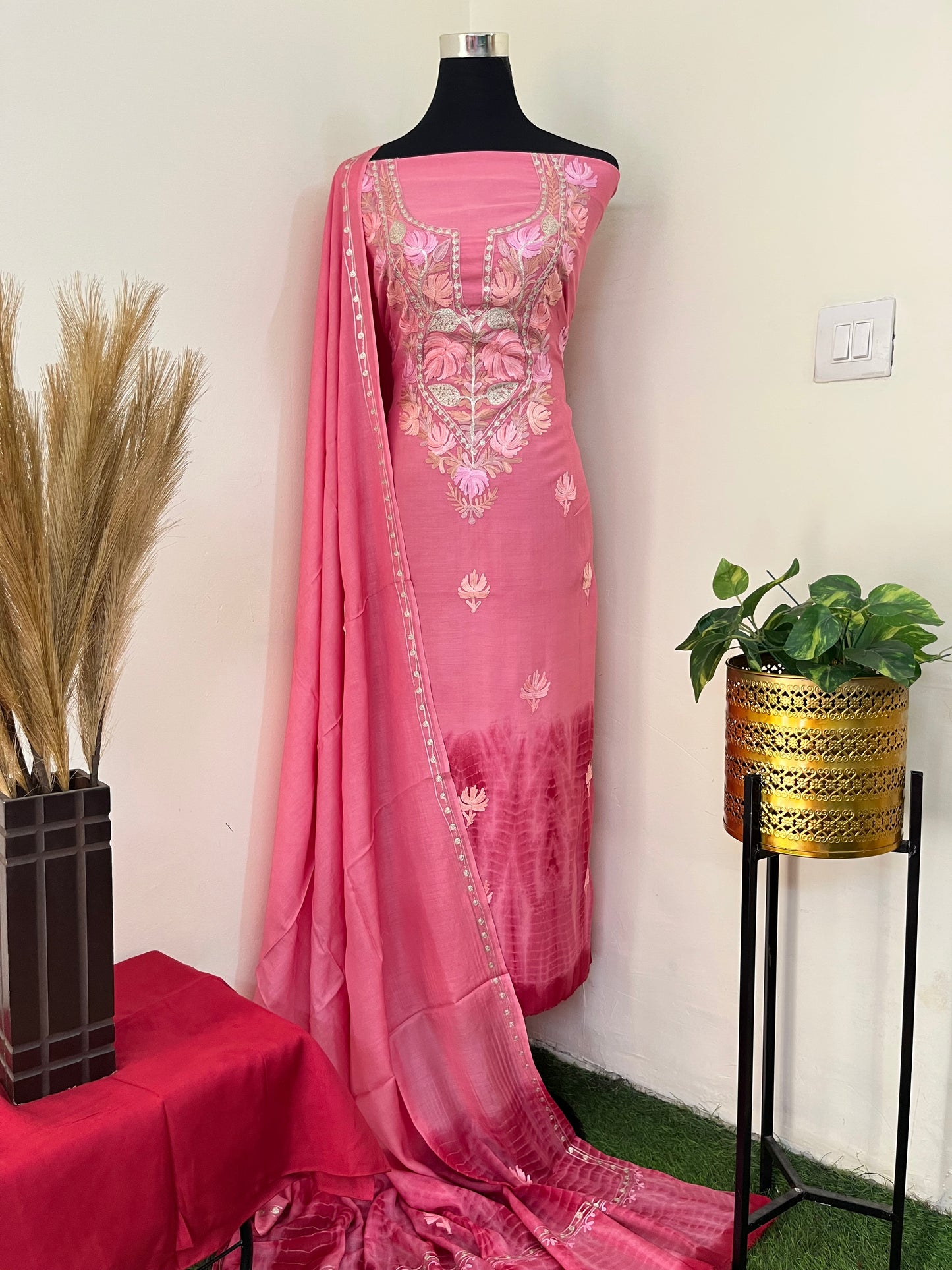 Fuchsia Pink Mul Cotton Shibori Work Kashmiri 3pc Suit