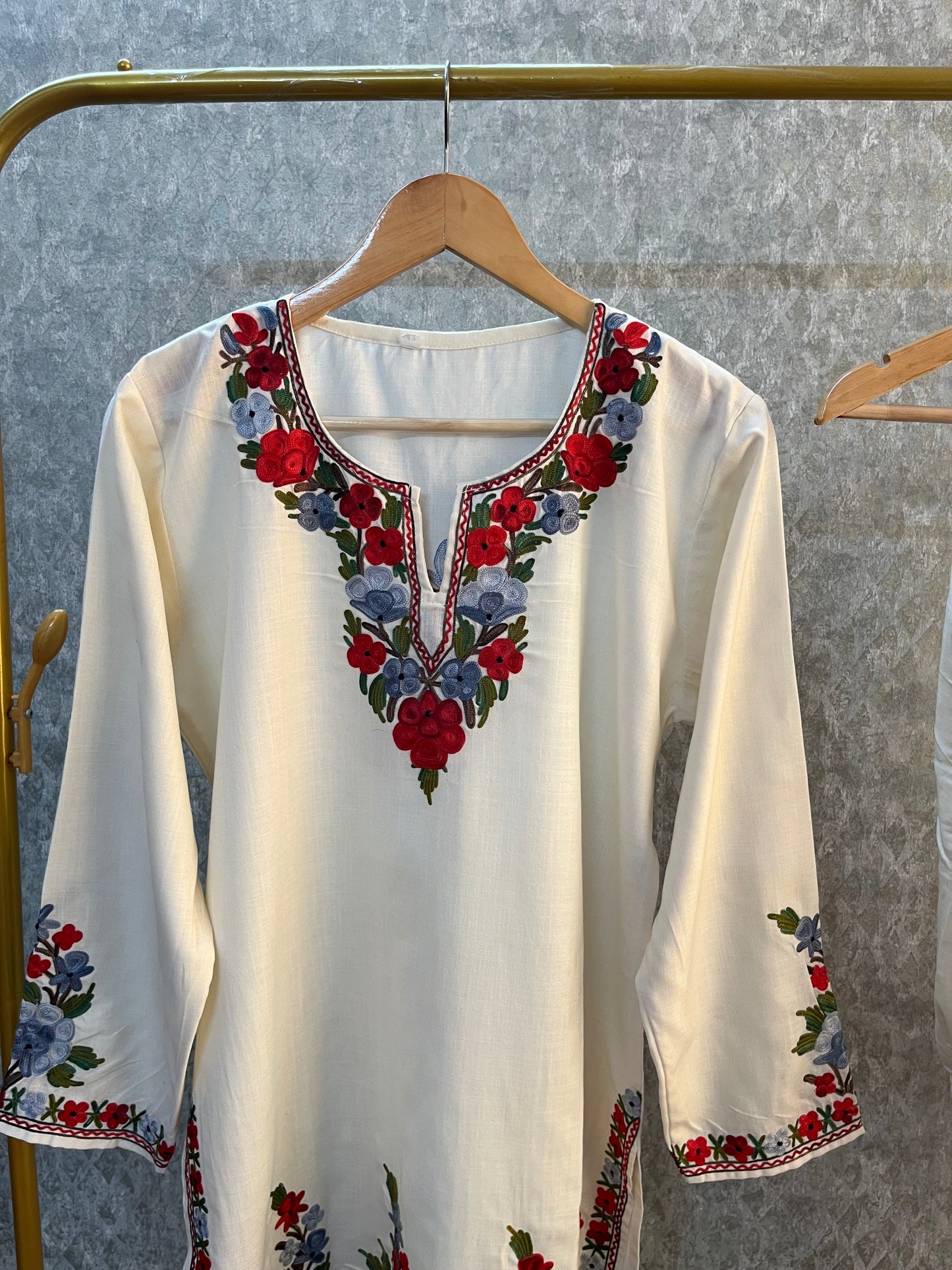Off White Cotton Stitched Co-ord Set (40)
