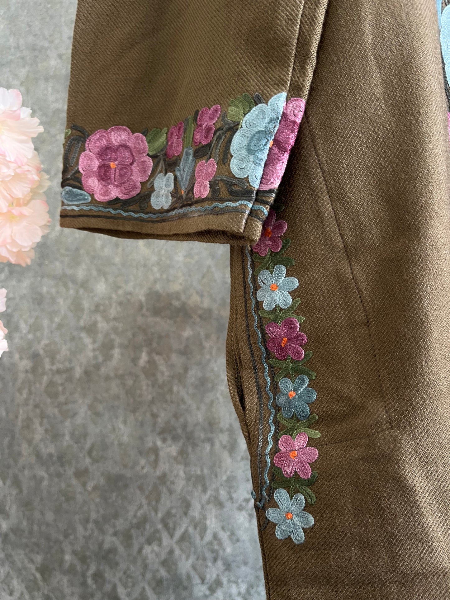 Beige Aari Embroidered Wool Pheran