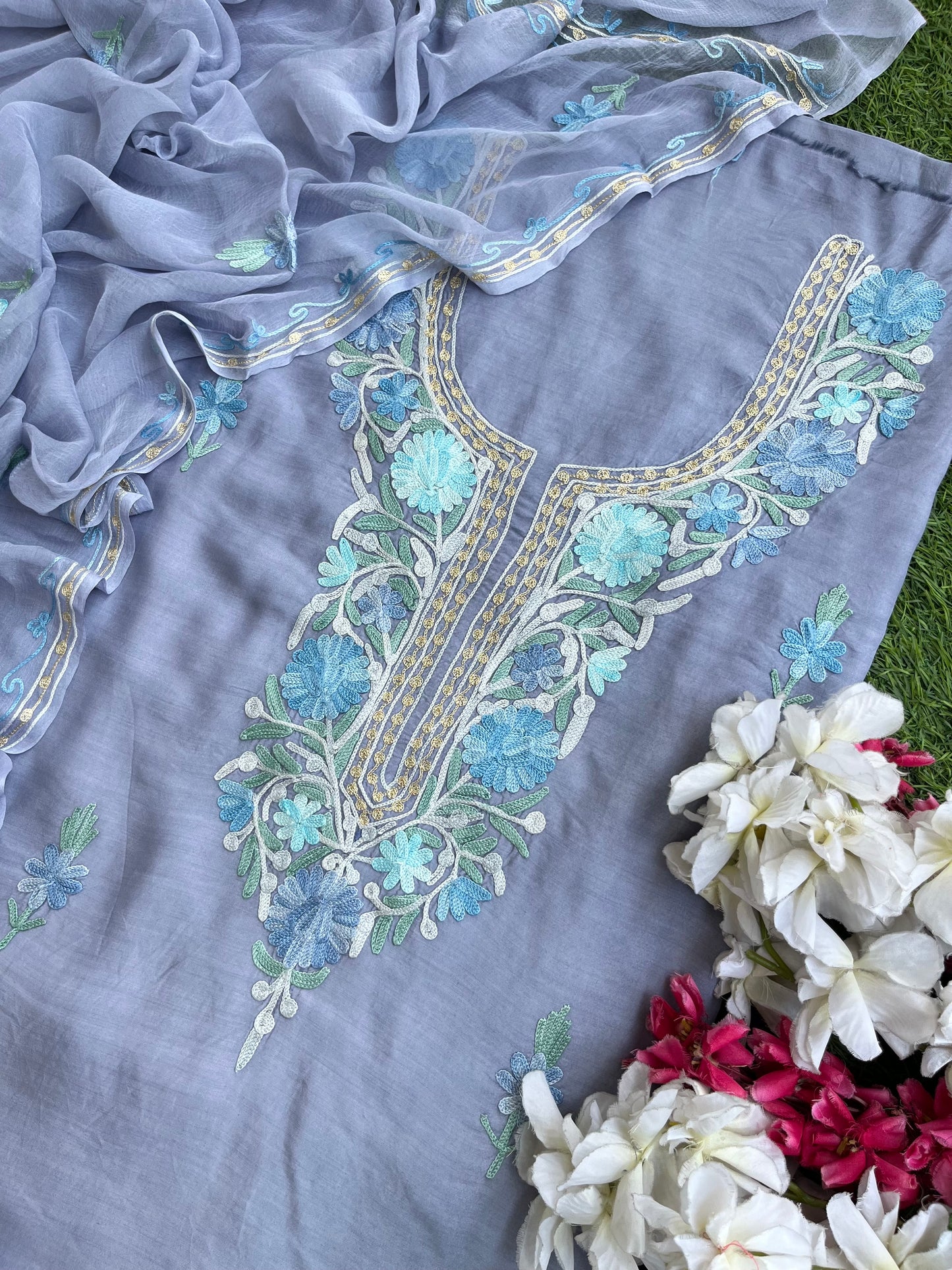 English Grey Muslin Cotton Jaal Sleeves Kashmiri 3pc Suit