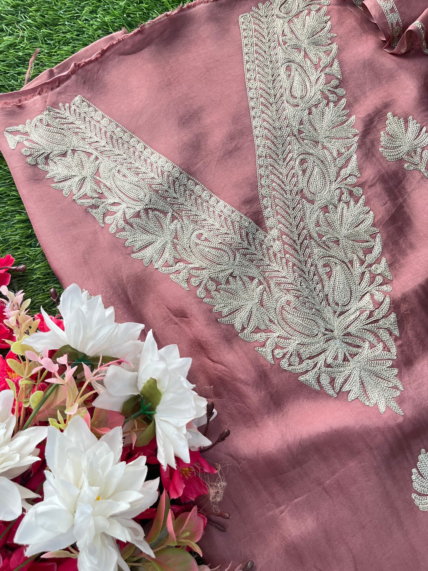 Onion Pink Sanam’ Silk Tilla Kashmiri Suit