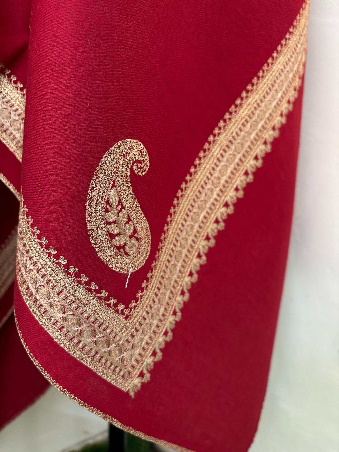 Red Baadam Bael Kashmiri Stole