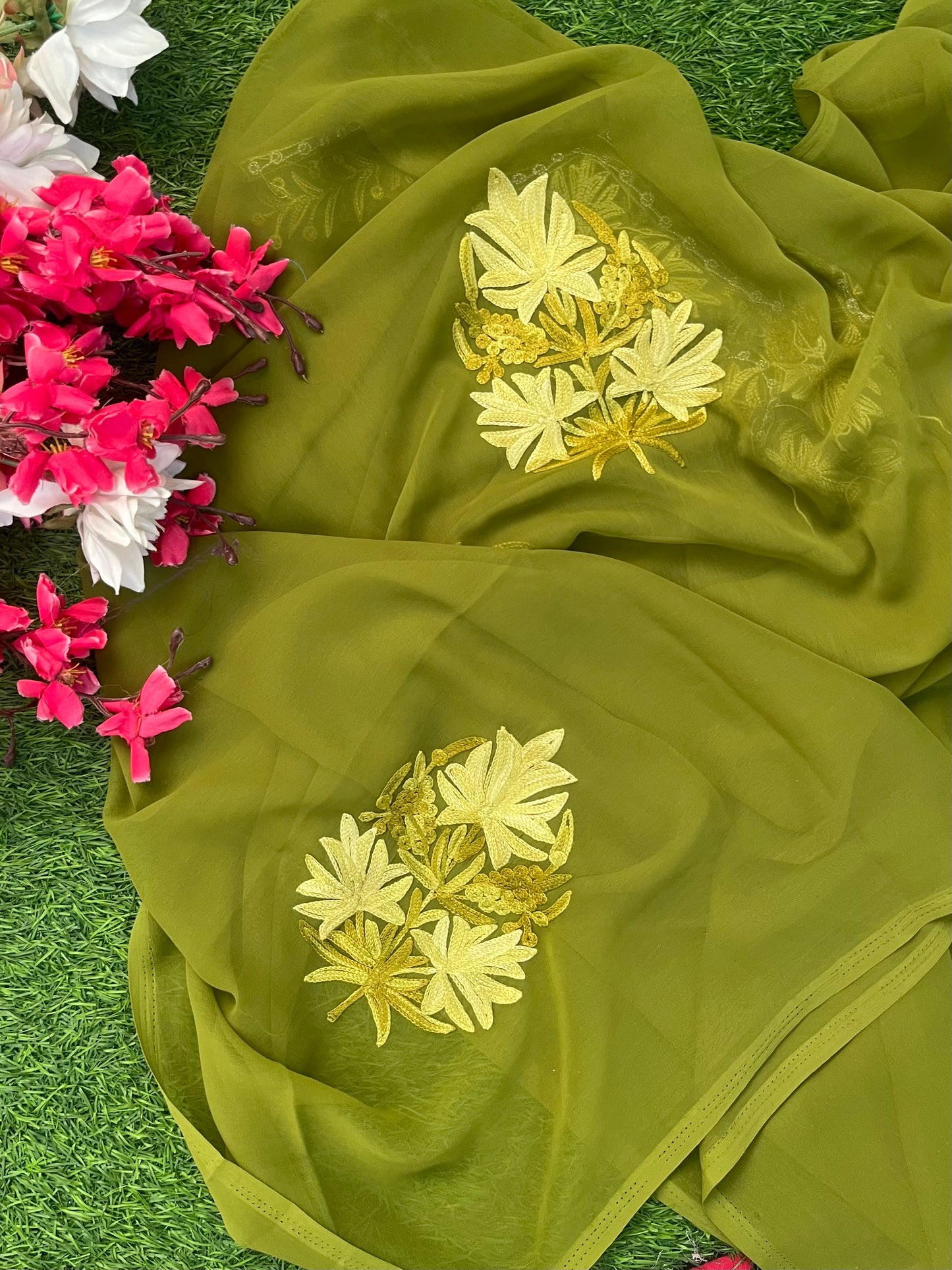 Heena Green Georgette Kashmiri Kurta Material