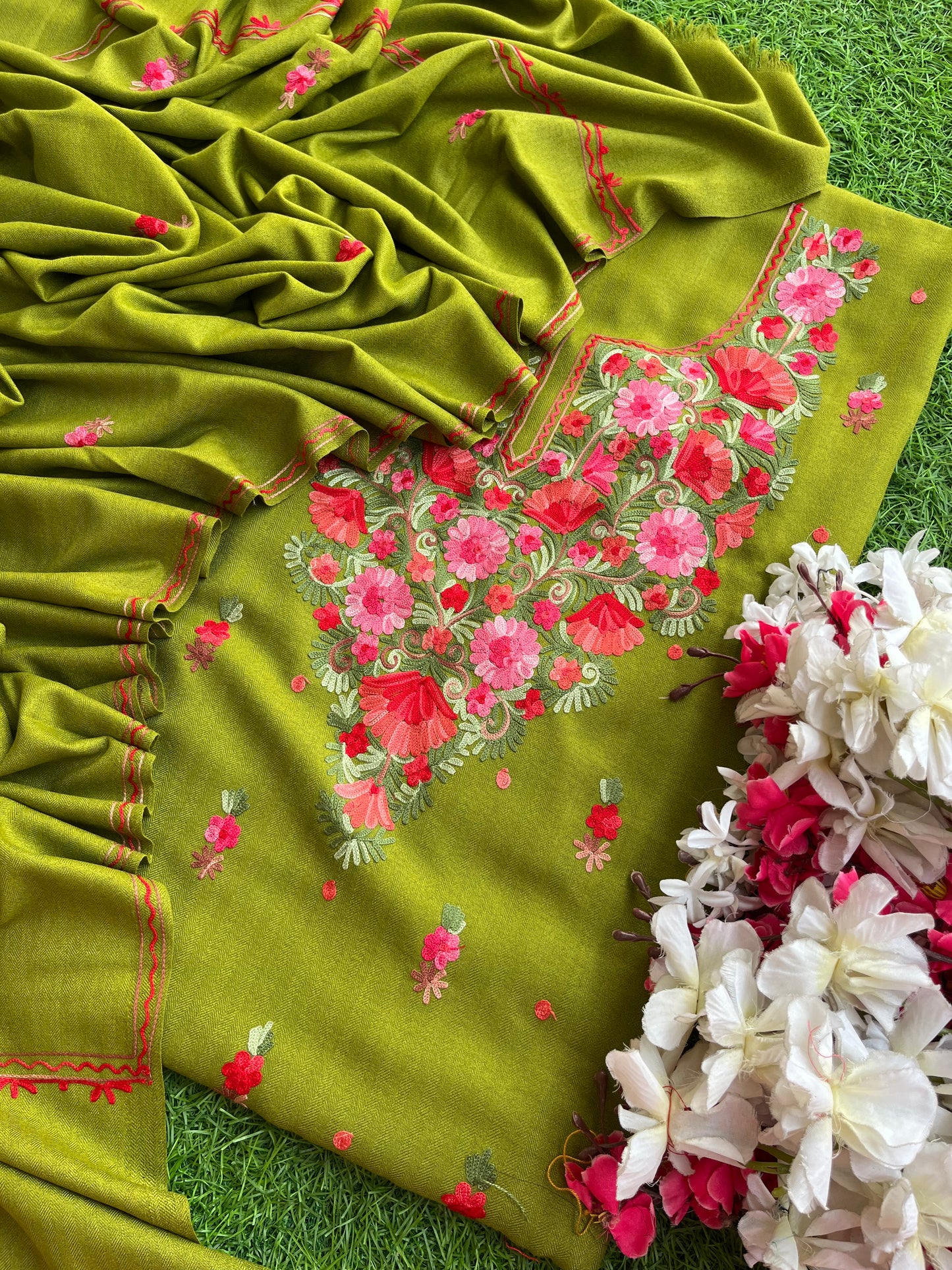 Heena Green Woollen Aari Embroidered 3pc suit