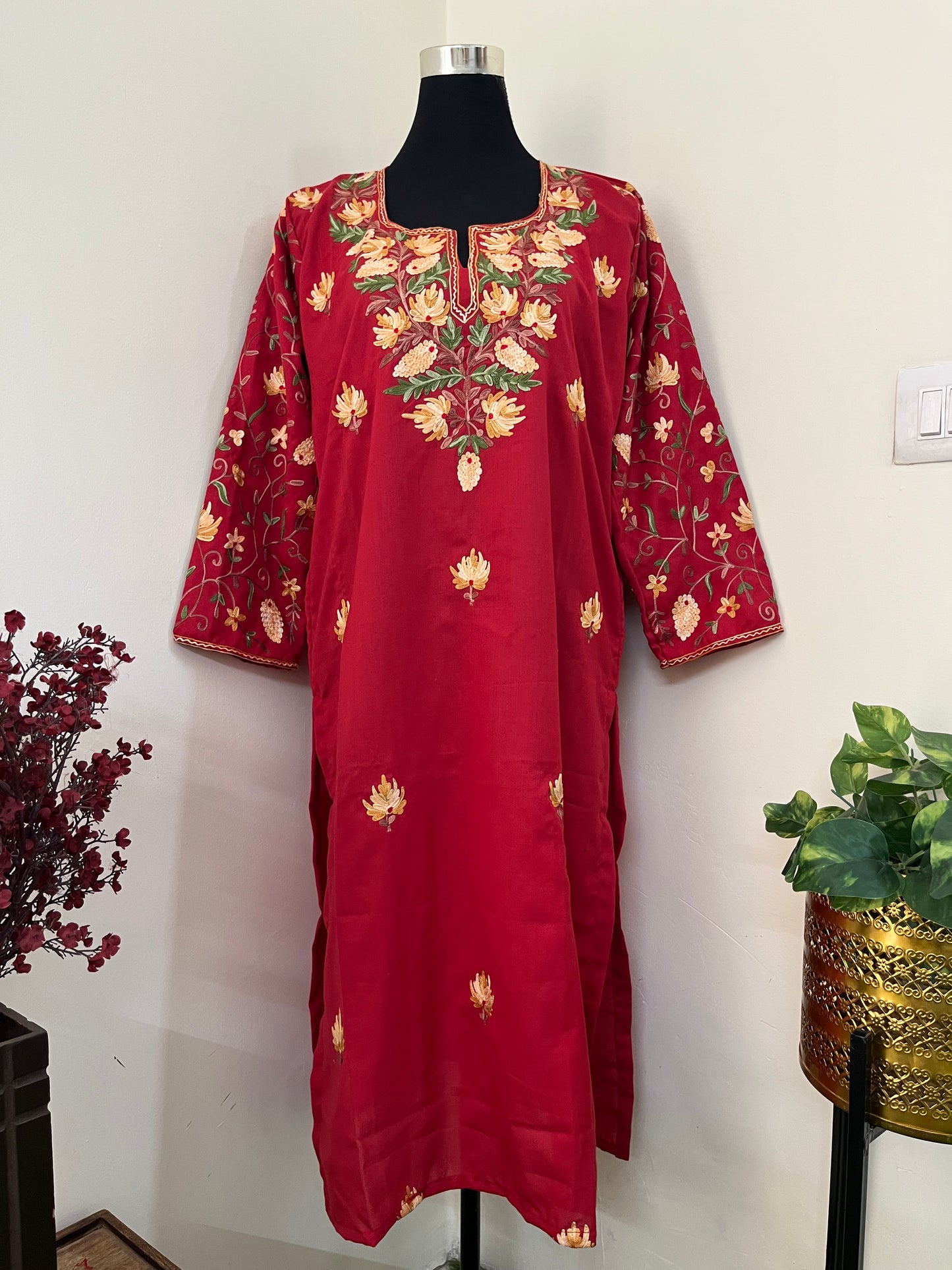 ‘Bageecha’ Cotton Stitched Aari Work Kurti (XL)
