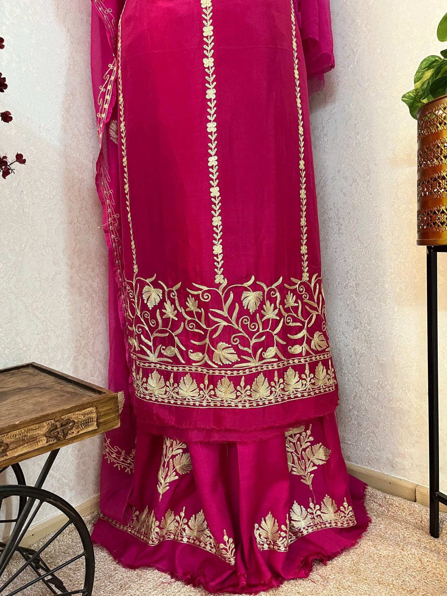 Hot Pink Sanam’ Tilla Kashmiri Silk Suit
