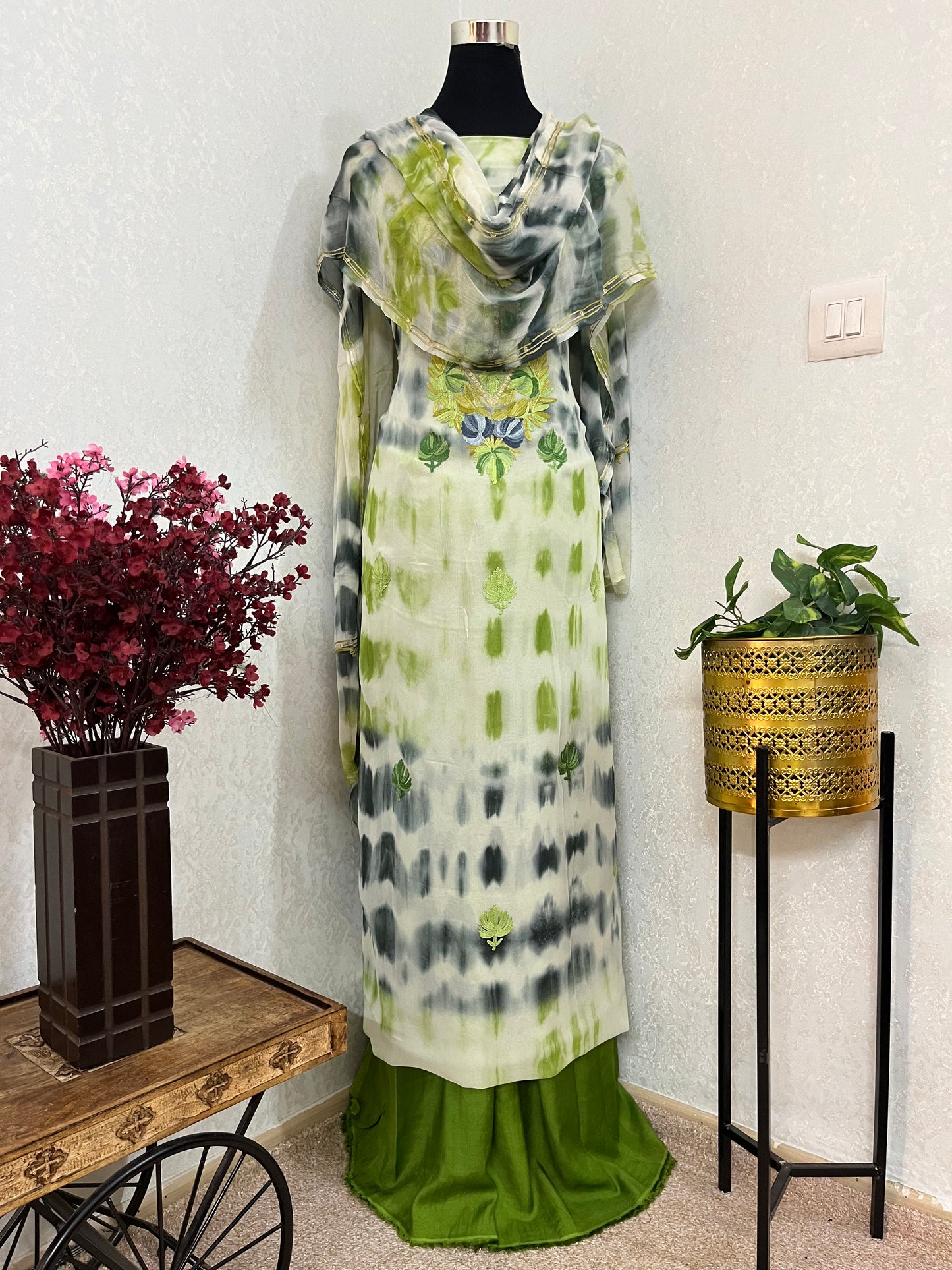 Pure Georgette Ty Dy Kashmiri Suit