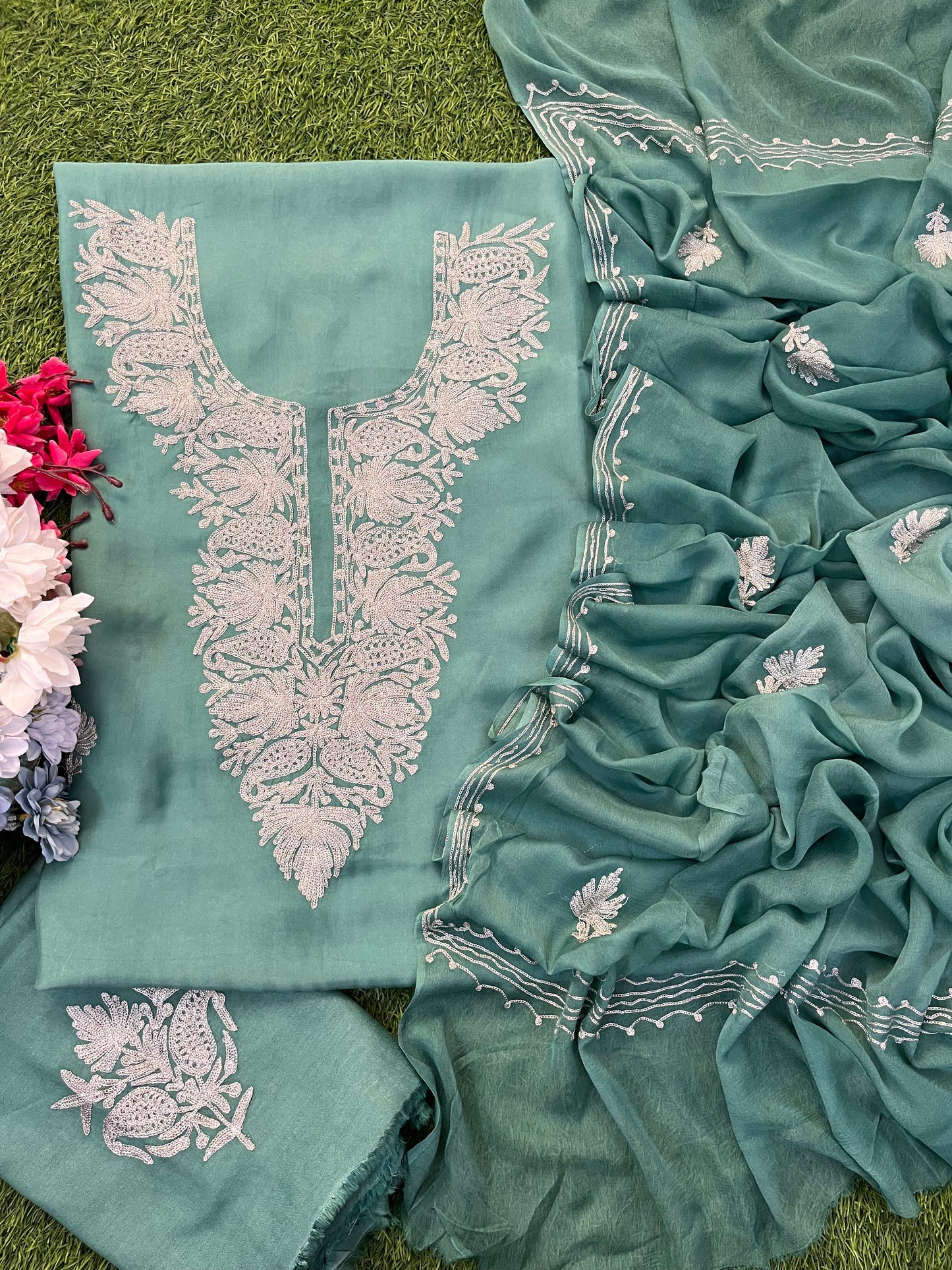 Pastel Green Silk Tilla Kashmiri Suit