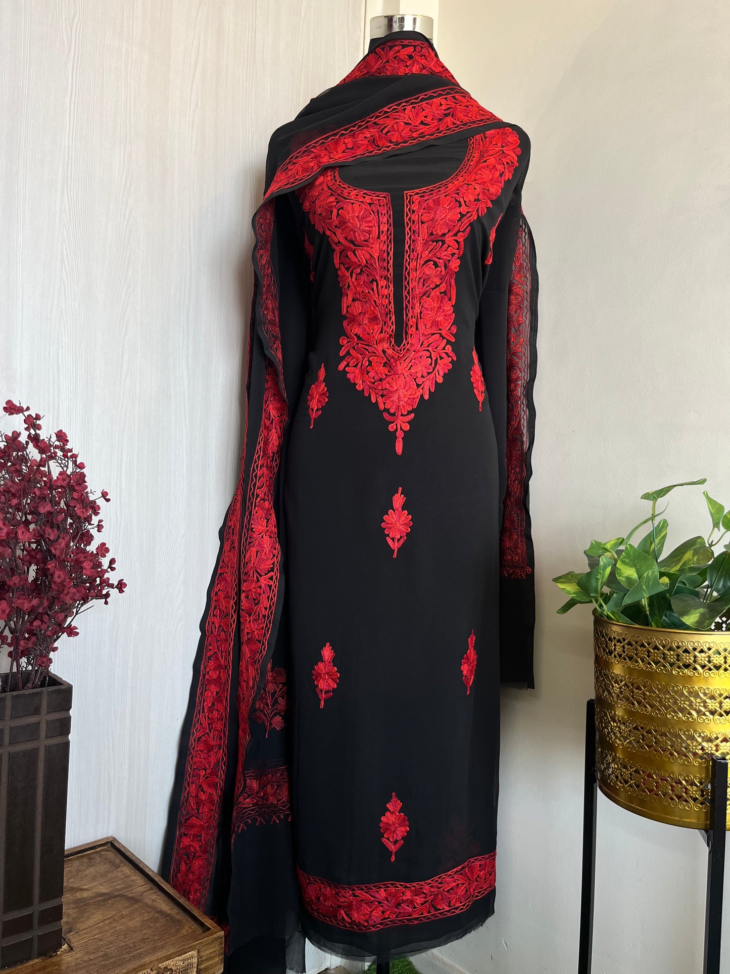 Georgette Black 3 Pc Aari Embroidered Suit Set