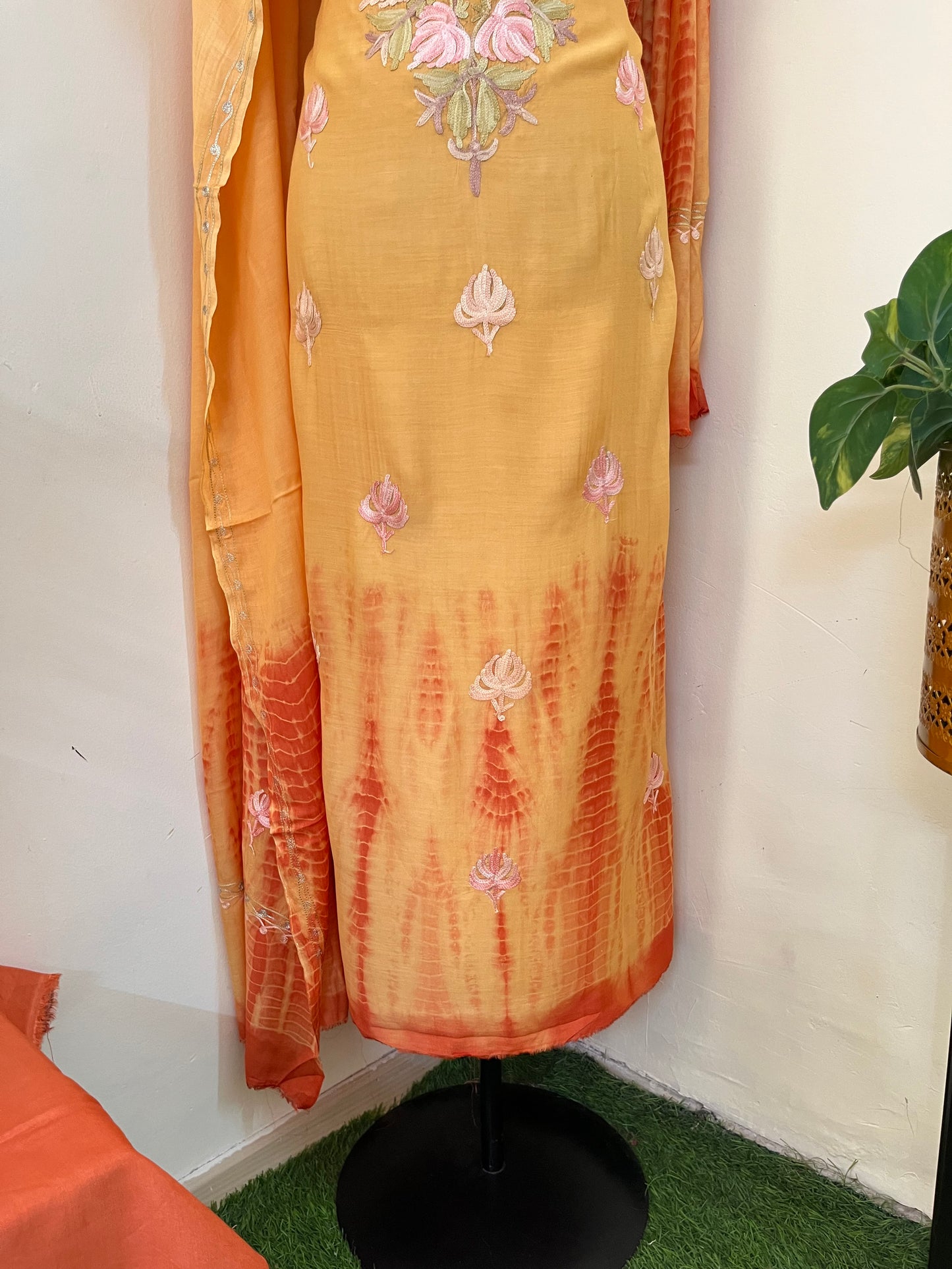 Soft Orange Mul Cotton Shibori Work Kashmiri 3pc Suit