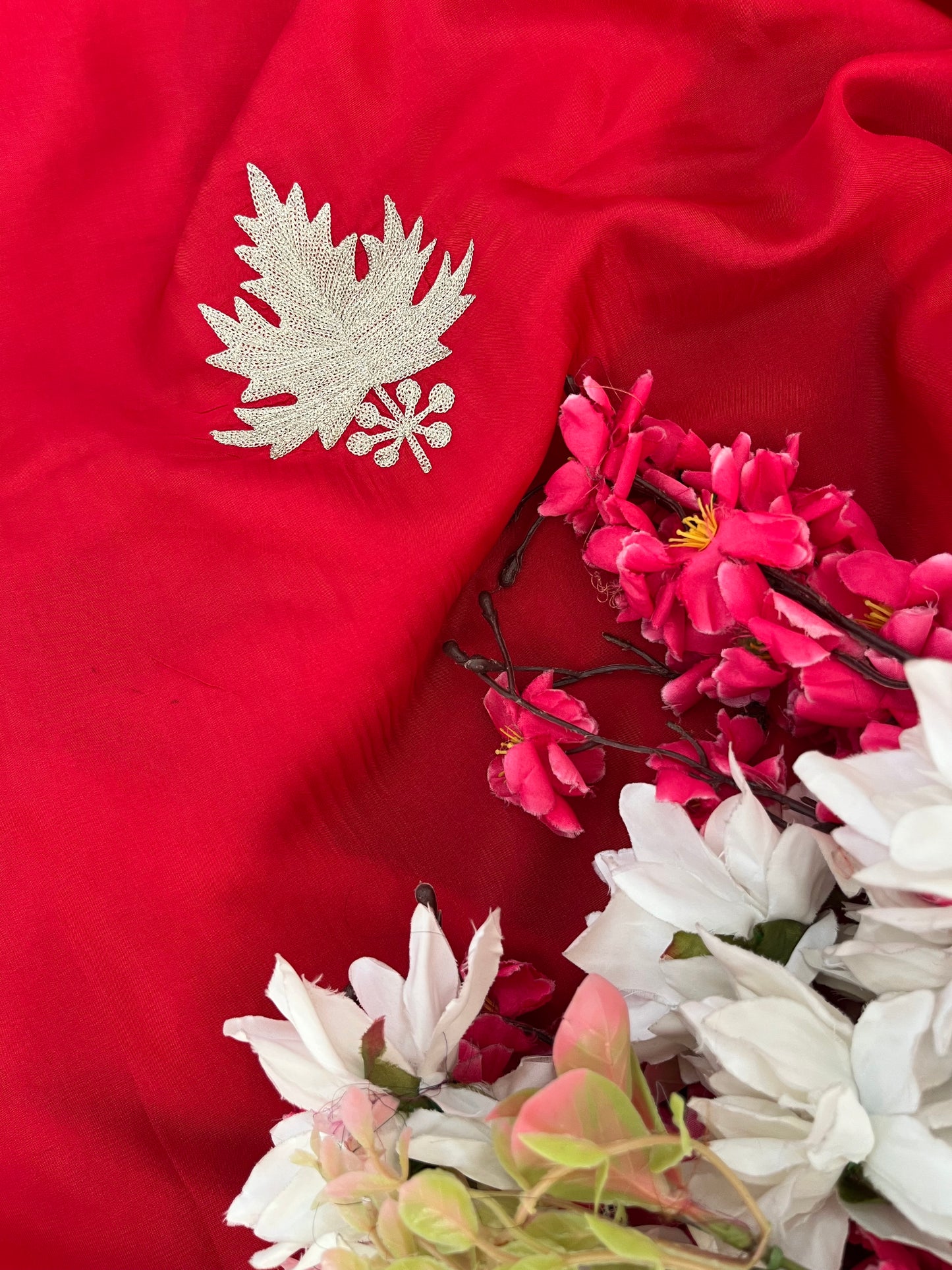 Red Sanam’ Tilla Kashmiri Silk Suit