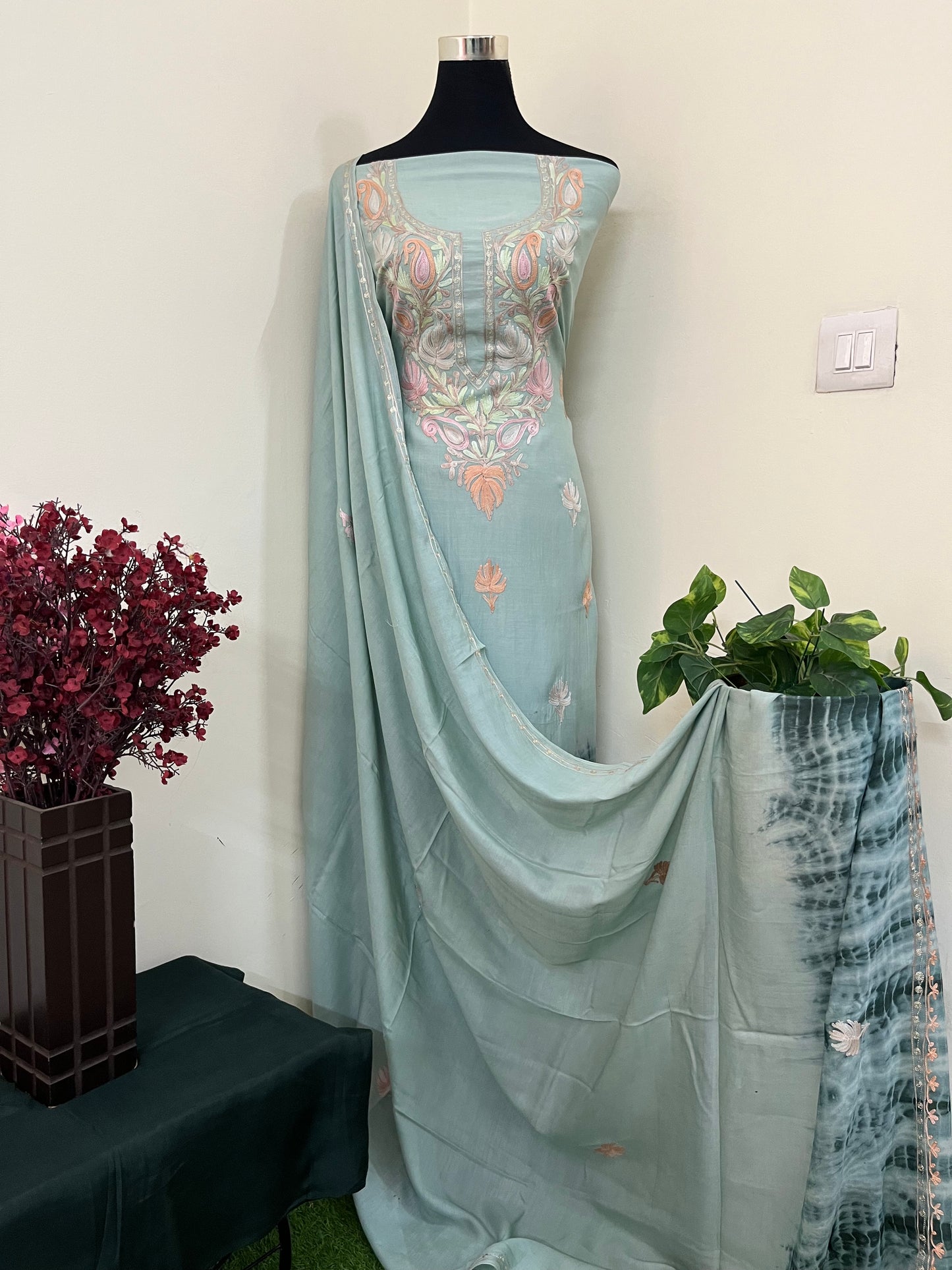 Jade Green Mul Cotton Shibori Work Kashmiri 3pc Suit