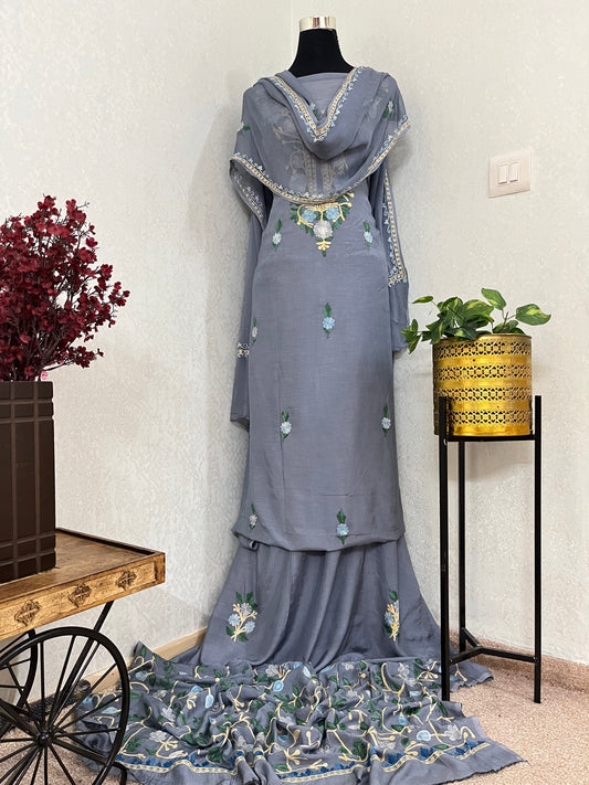 English Grey Muslin Cotton Jaal Sleeves Kashmiri 3pc Suit