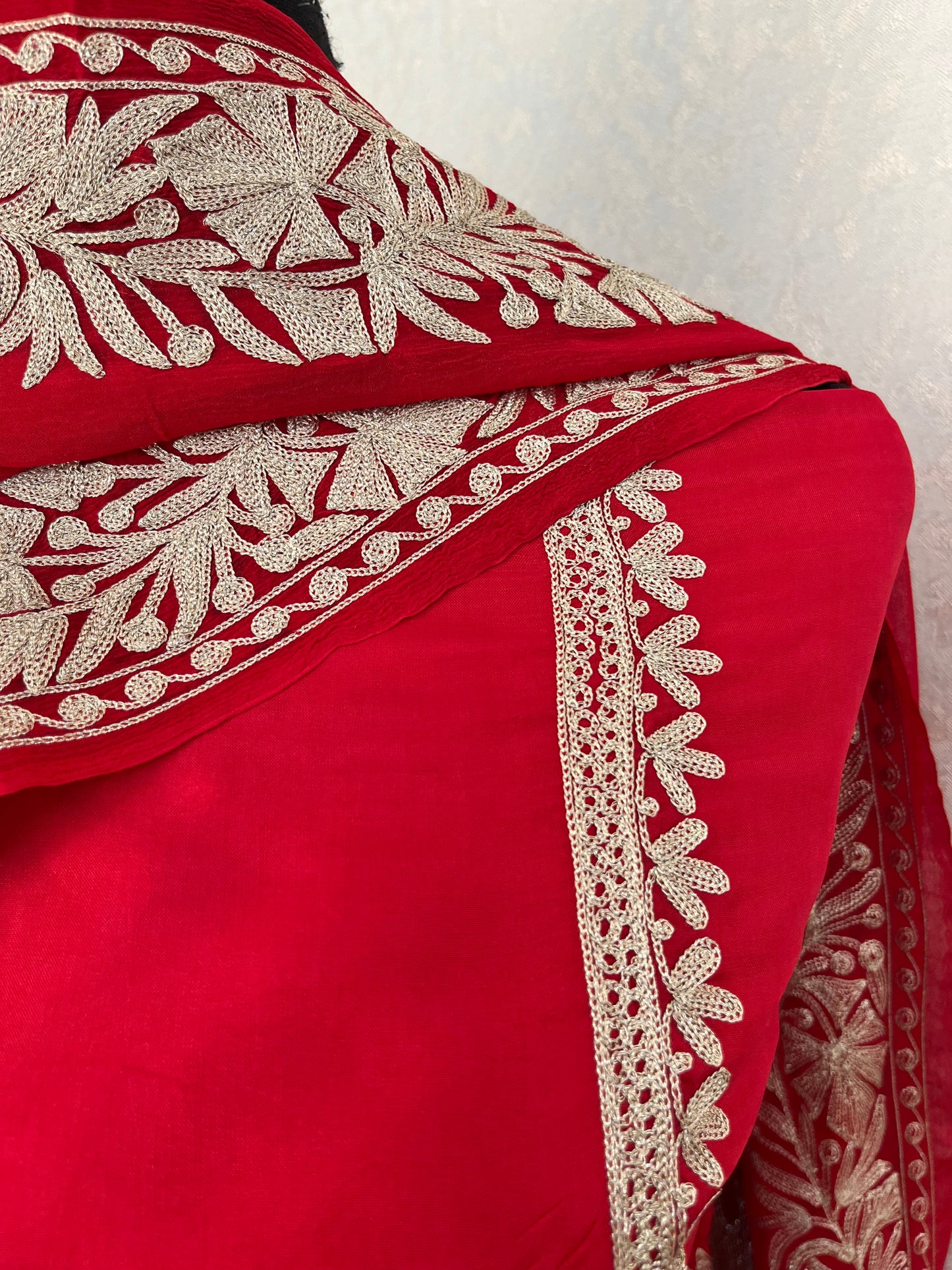 Red Sanam’ Tilla Kashmiri Silk Suit