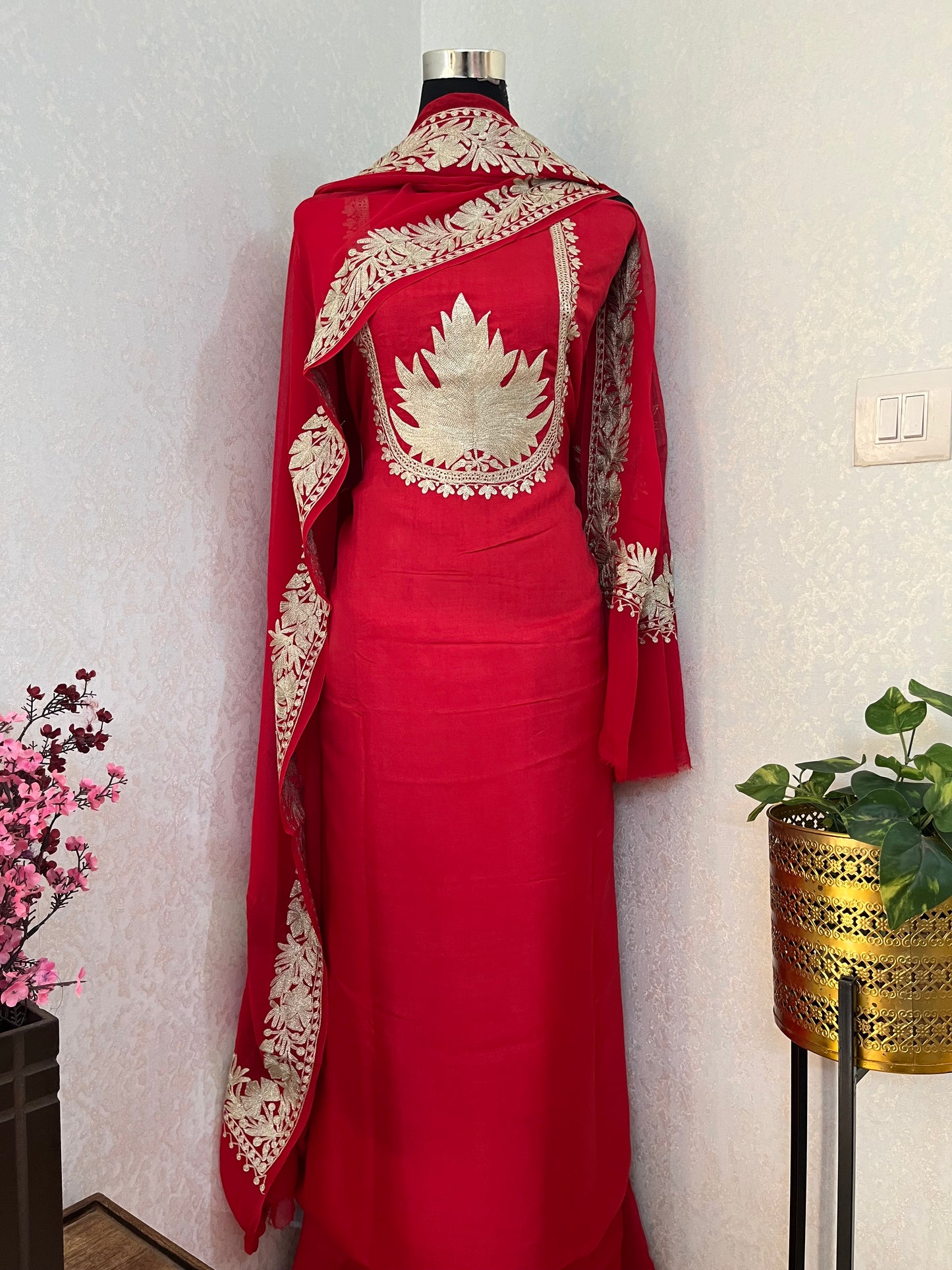 Red Sanam’ Tilla Kashmiri Silk Suit