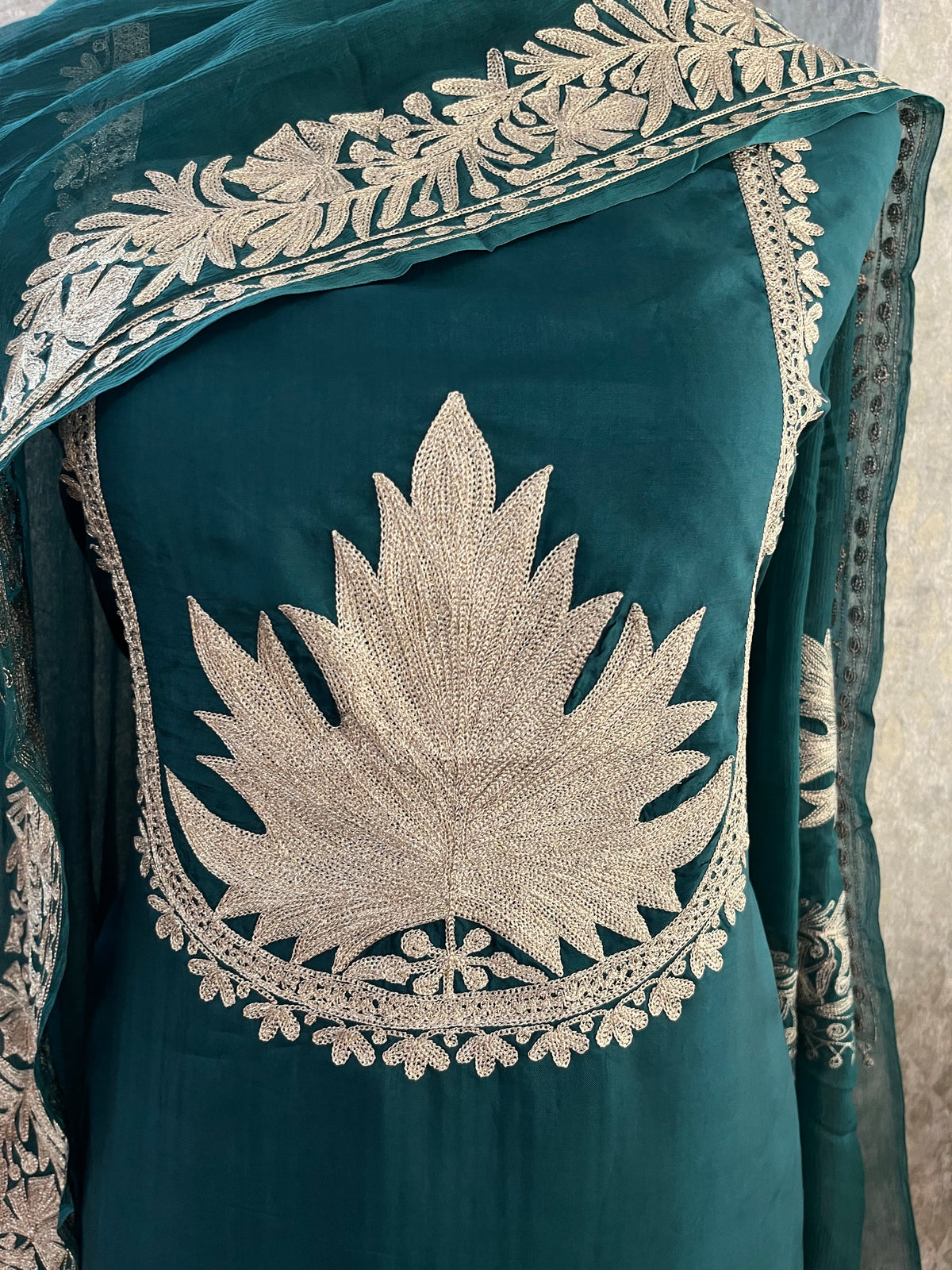 Green Sanam’ Tilla Kashmiri Silk Suit