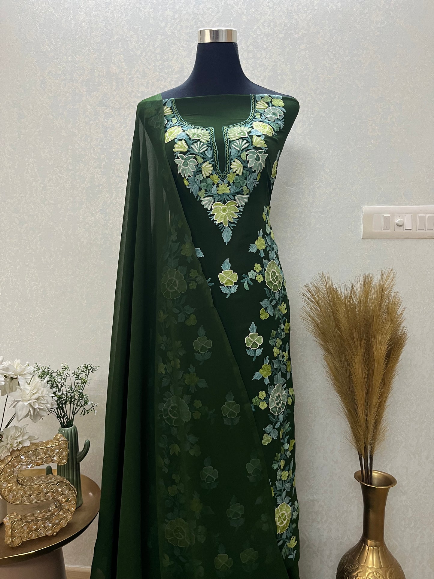 Green Georgette 3 Pc Kashmiri Suit