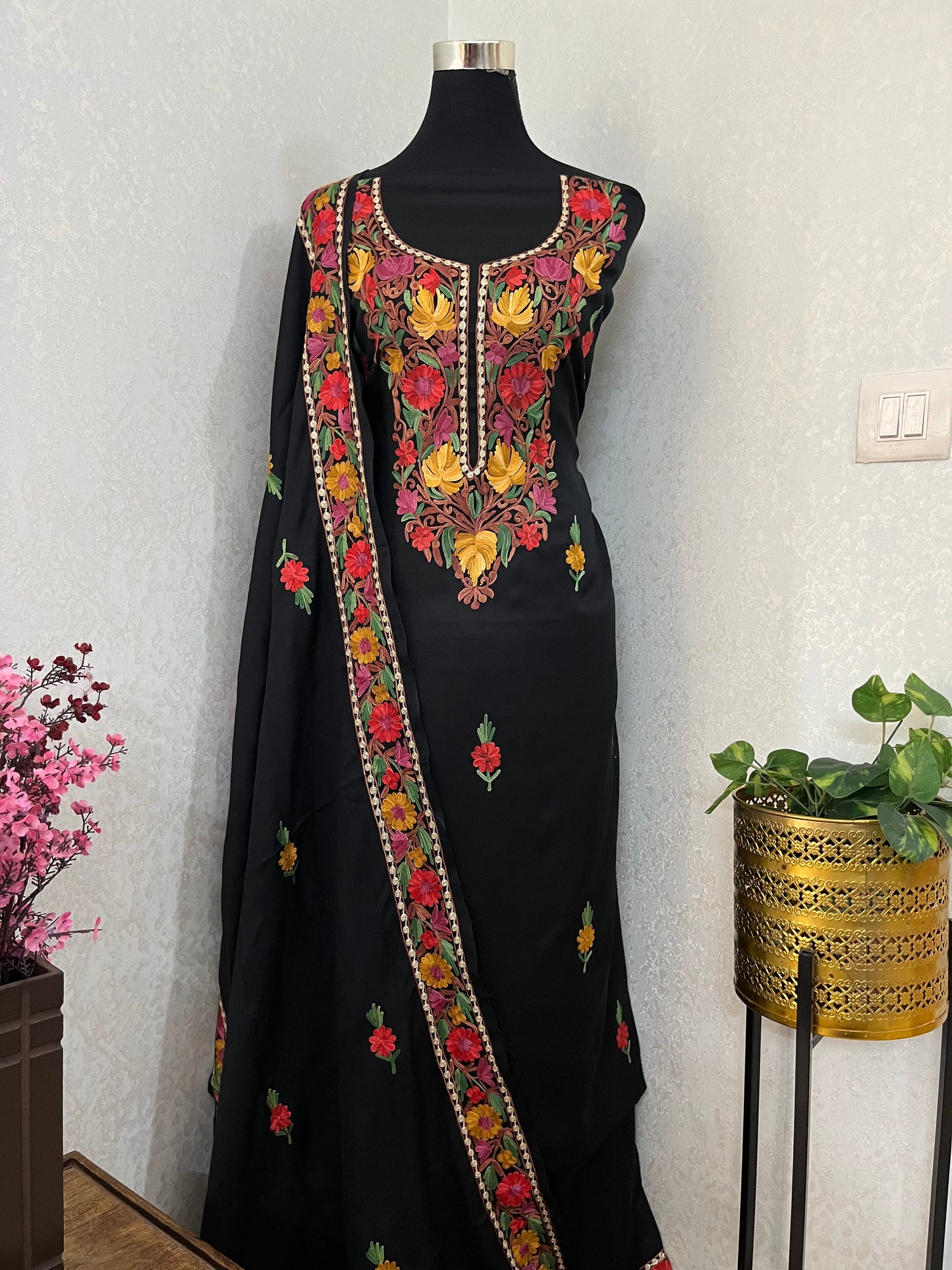 Black Pure Wool Aari Embroidered 3pc Suit Stole