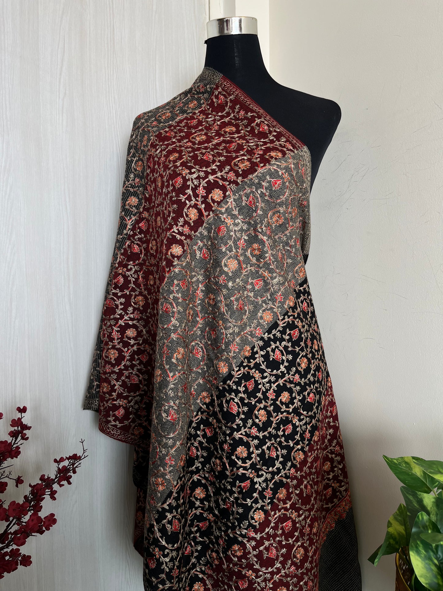 Black Mix Silk Thread Jaal Embroidered Fine Semi Pashmina stole