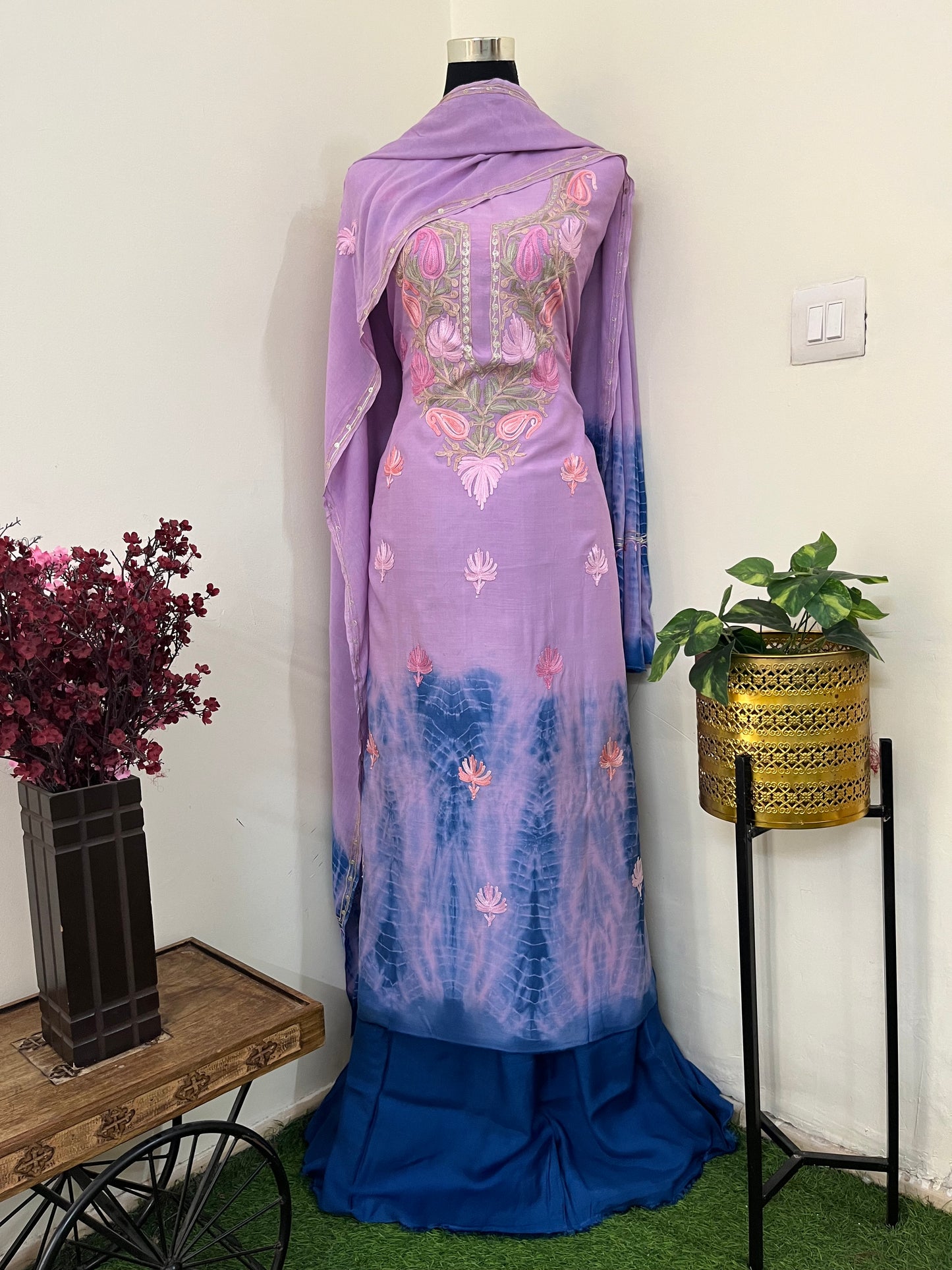 Lavender Mul Cotton Shibori Work Kashmiri 3pc Suit