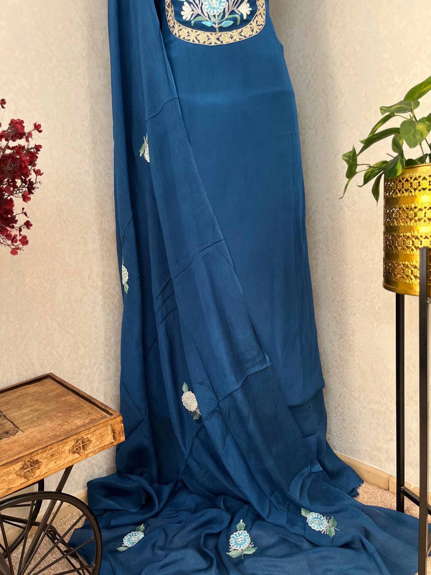 Cobalt Blue Kalaa’ Crape Kashmiri Suit