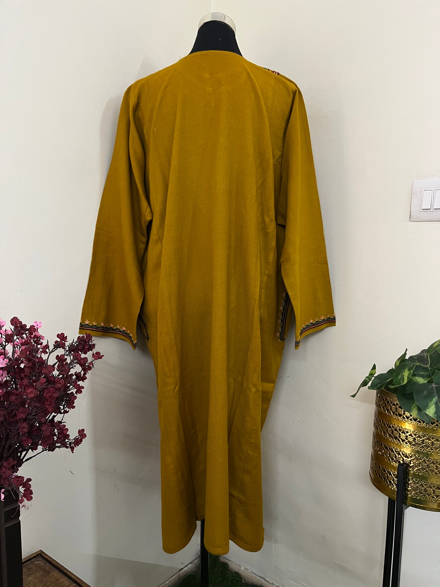 Mustard Yellow Aari Hand Embroidered Pure Wool Pheran