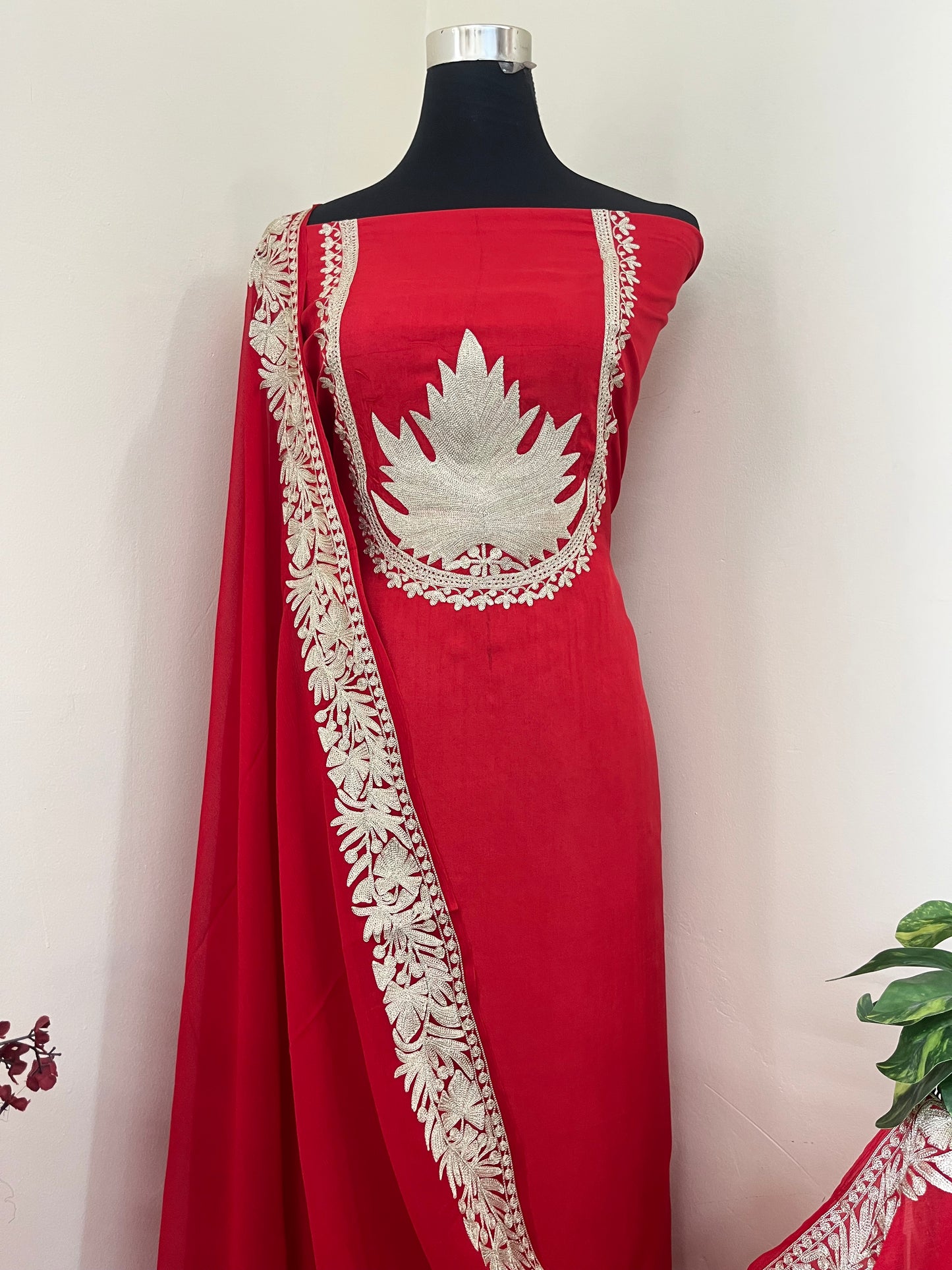 Sanam’ Tilla Kashmiri Silk Suit