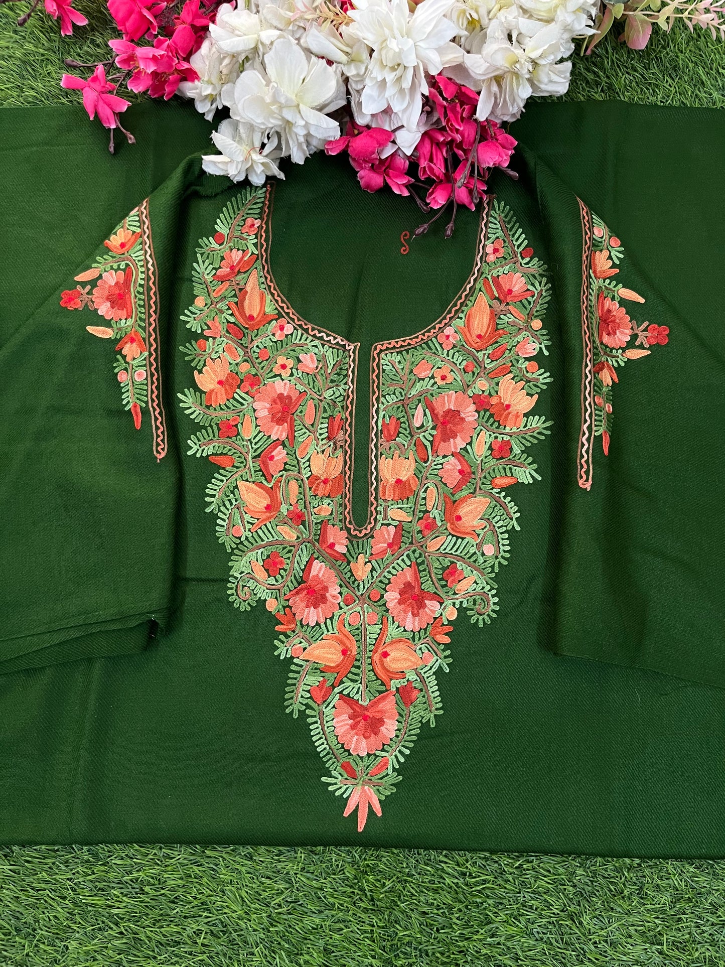 Green Woollen Aari Embroidered 2pc suit 5mtr